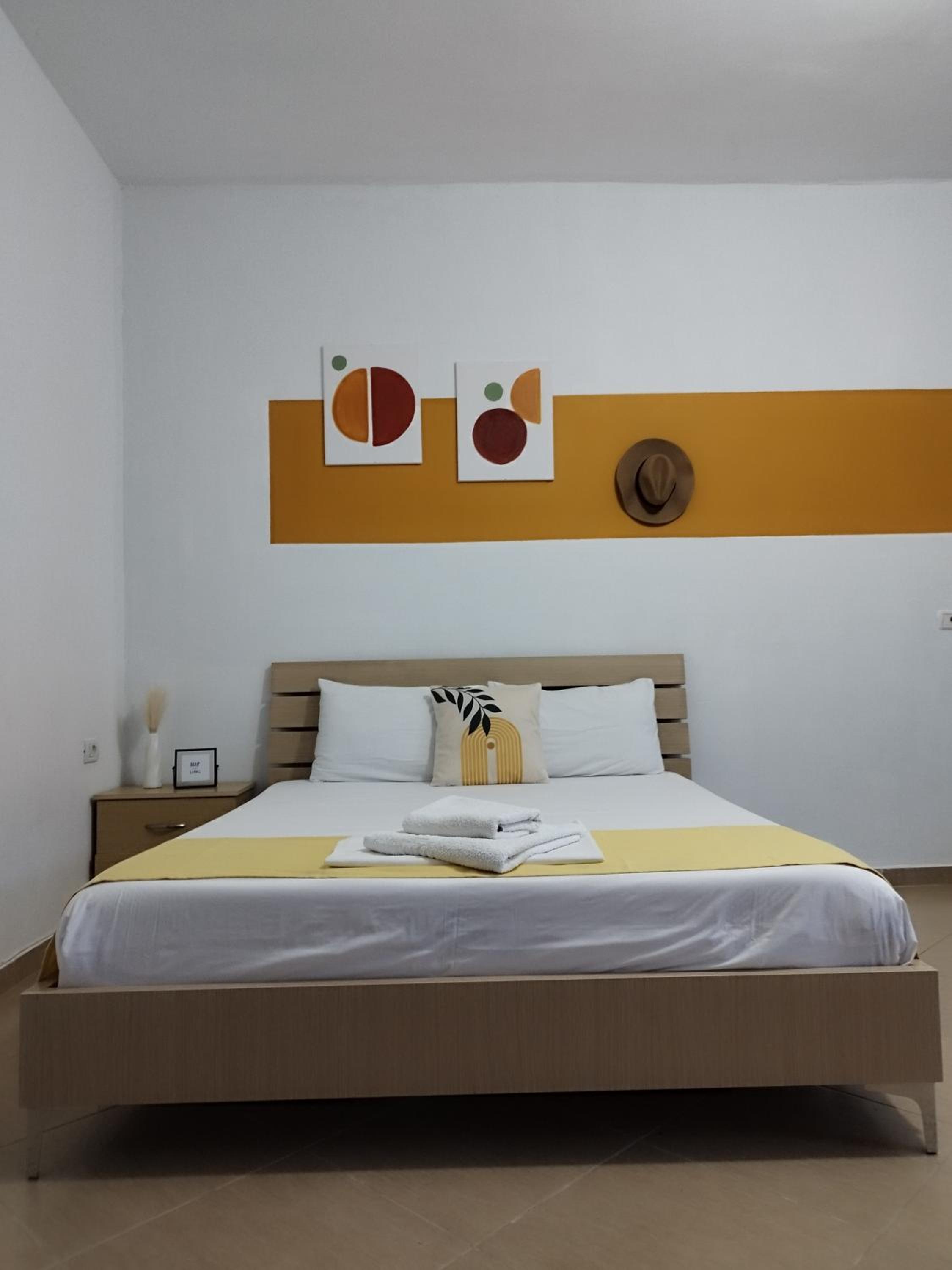 One-Bedroom Apartment photo 3