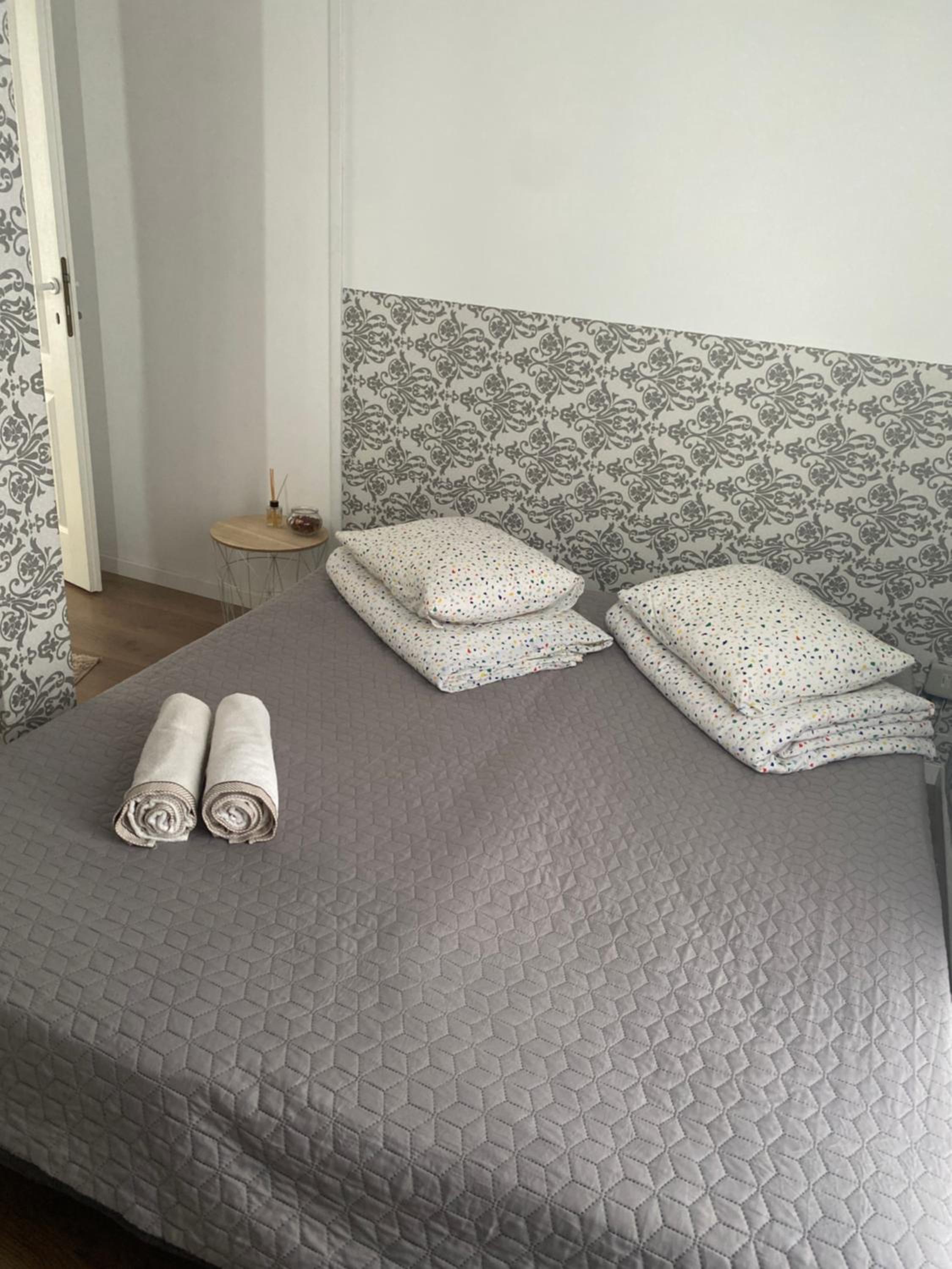Two-Bedroom Apartment - Photo 12
