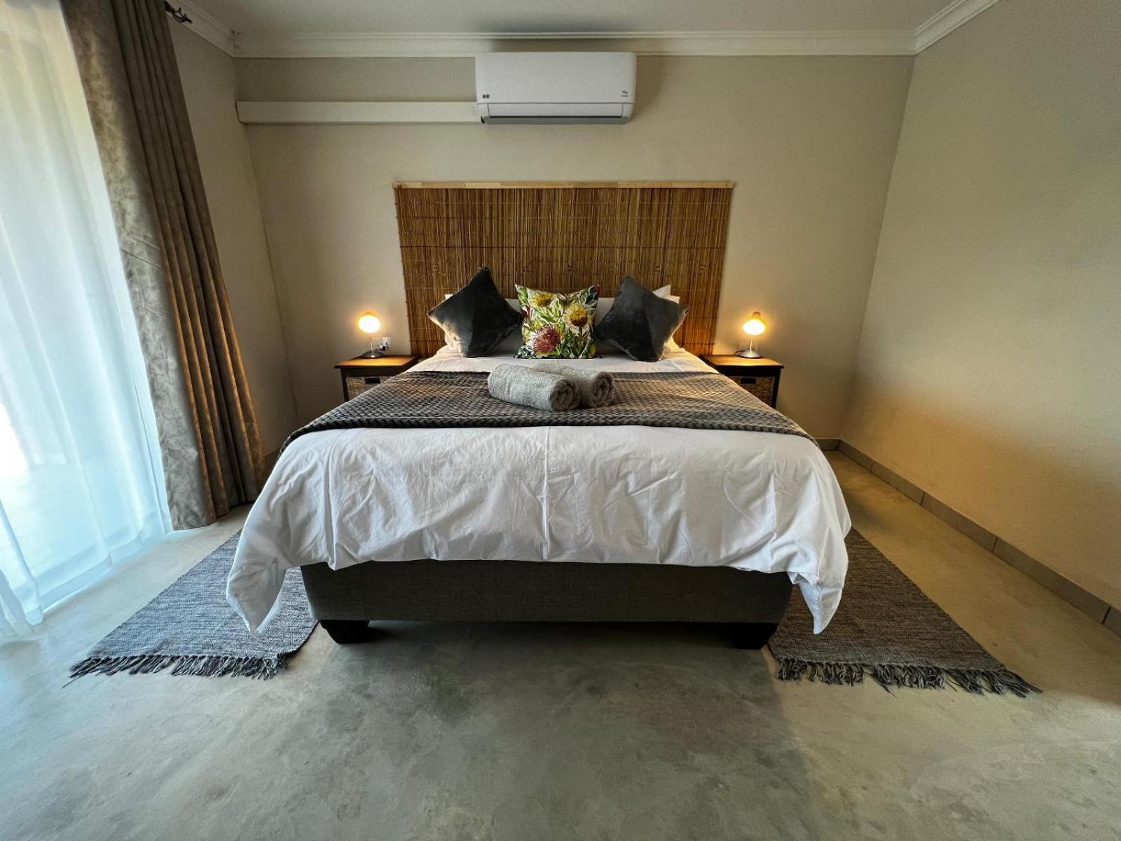Standard Queen Room photo 3