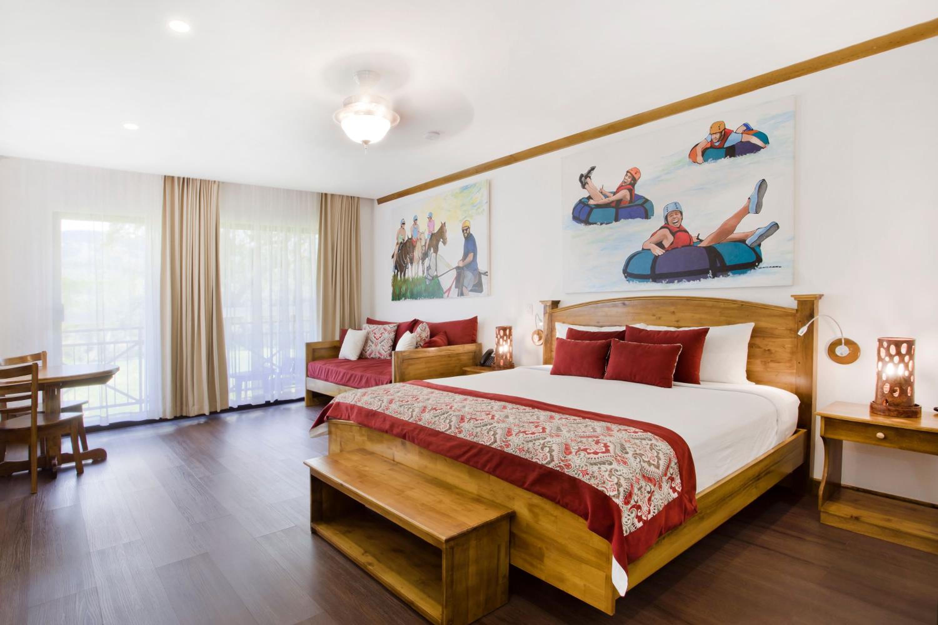 Suite with Mountain View