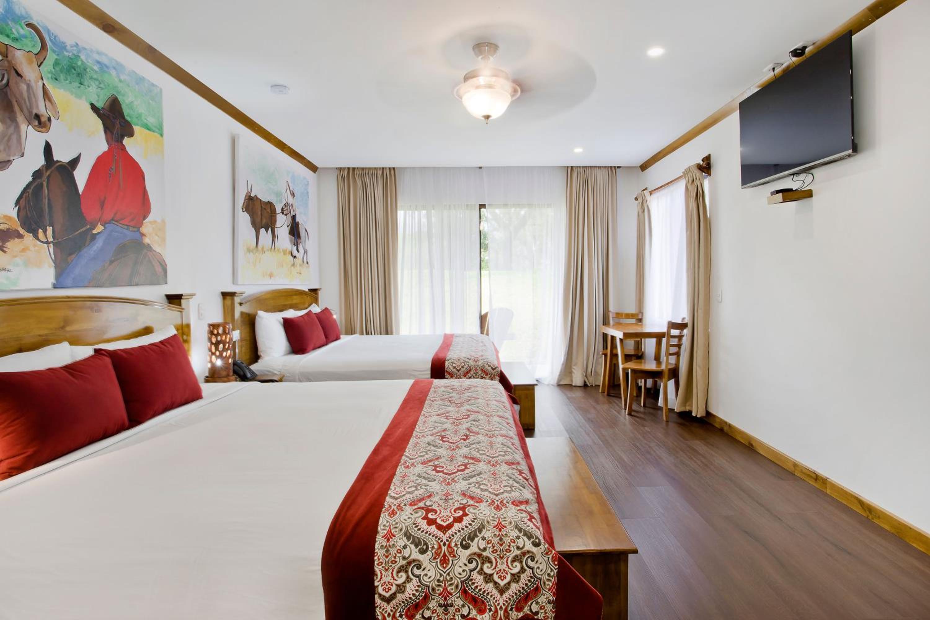 Suite with Mountain View