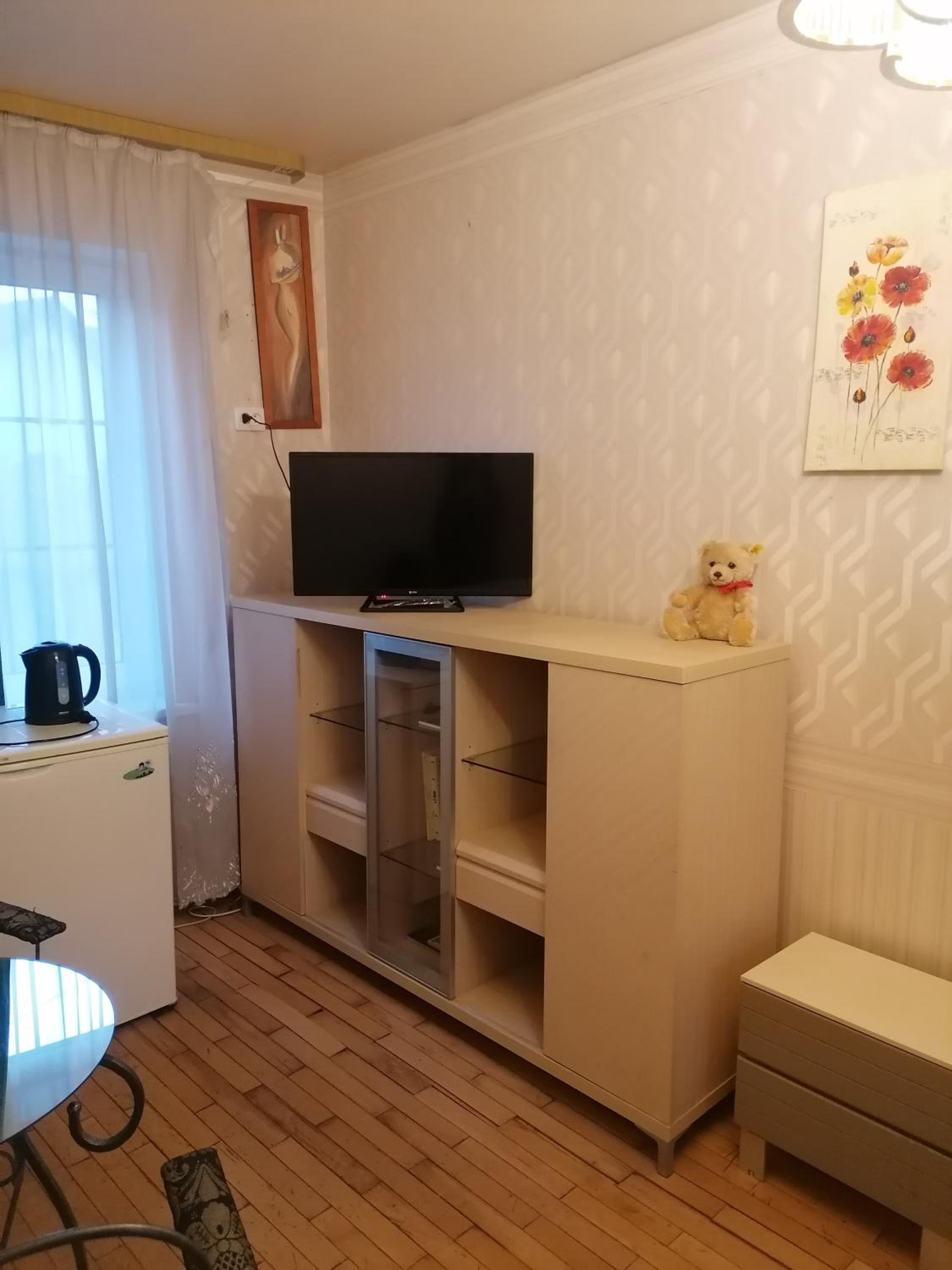 Small Double Room - Photo 5