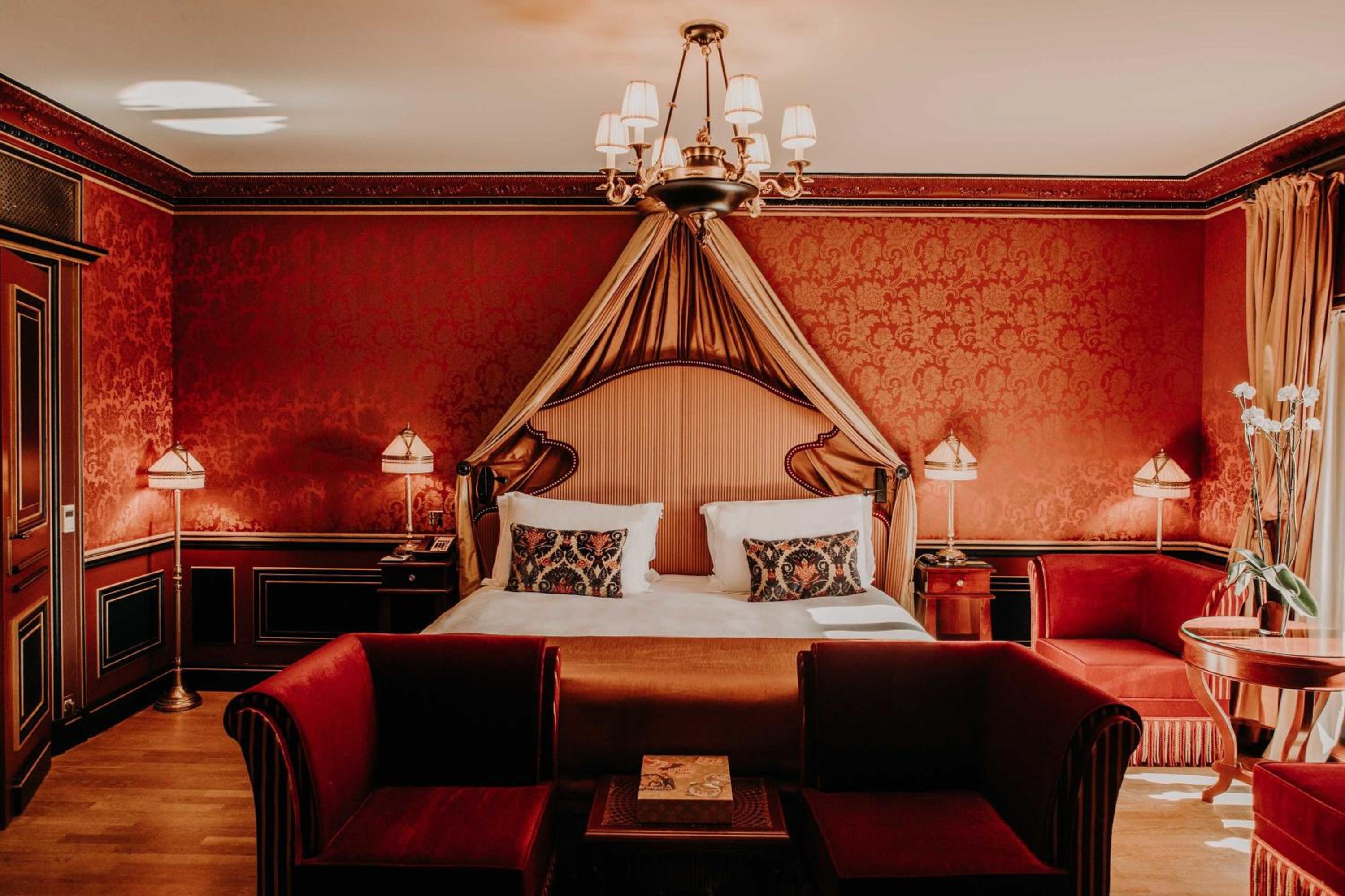Royal Suite - Photo 8