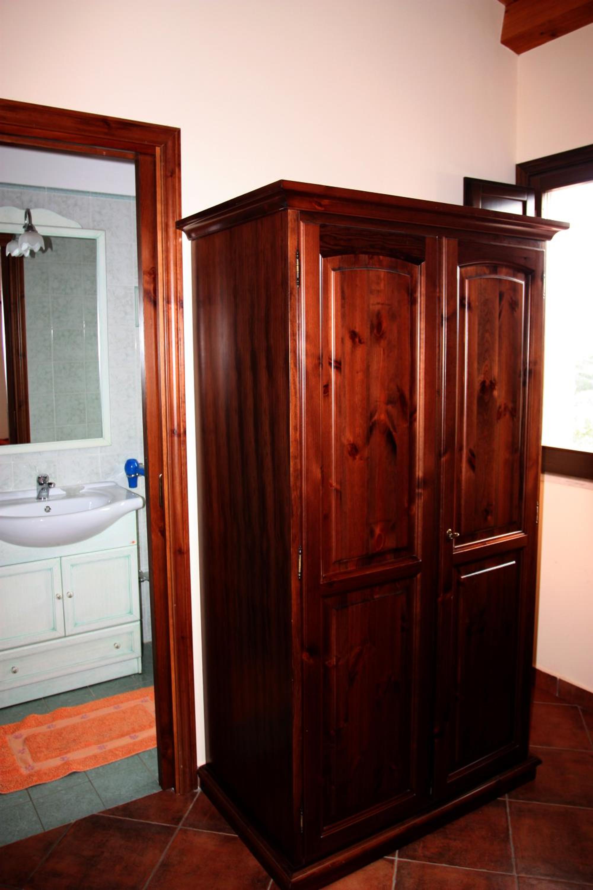 Single Room with Bathroom photo 3