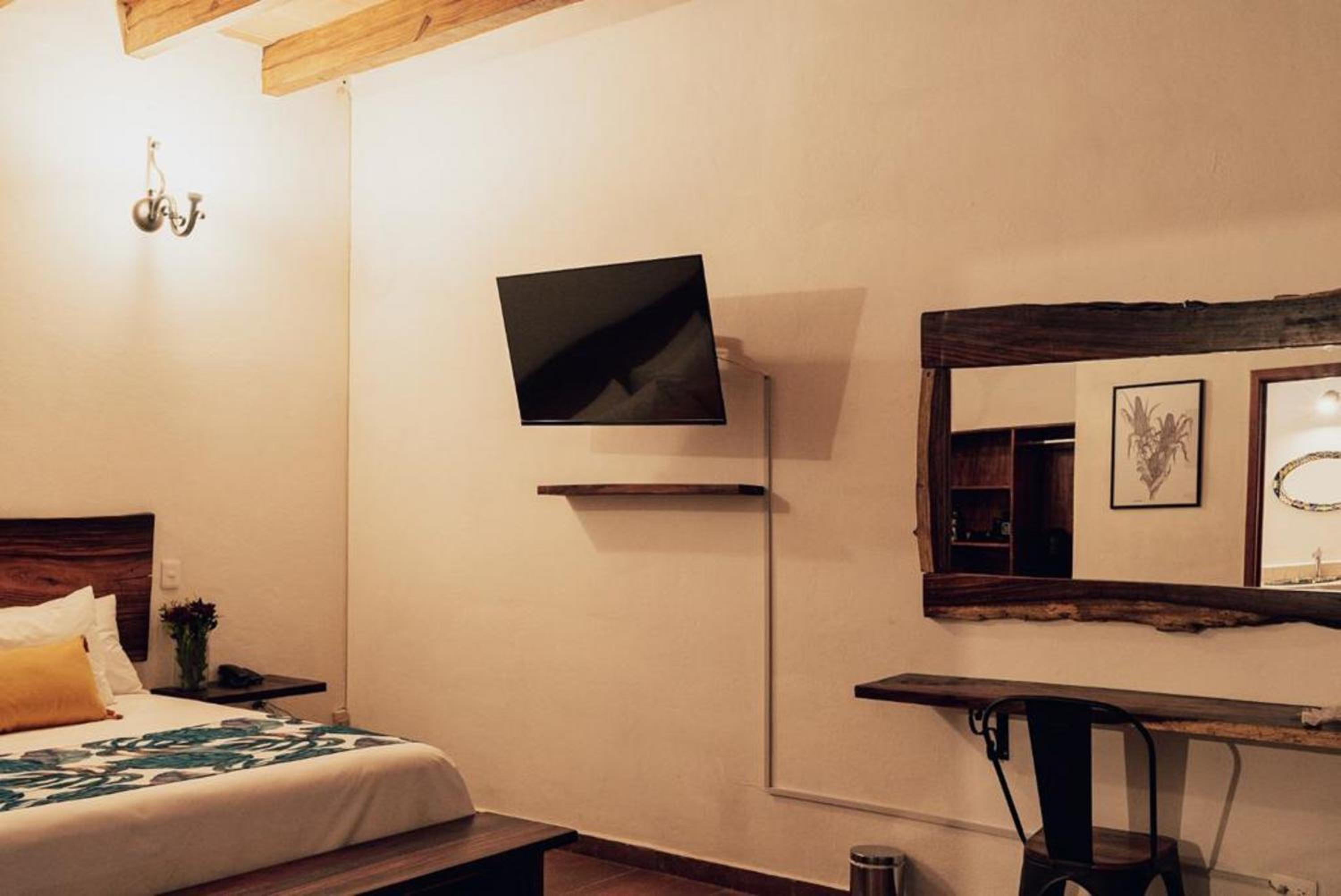 Quadruple Room - Photo 22