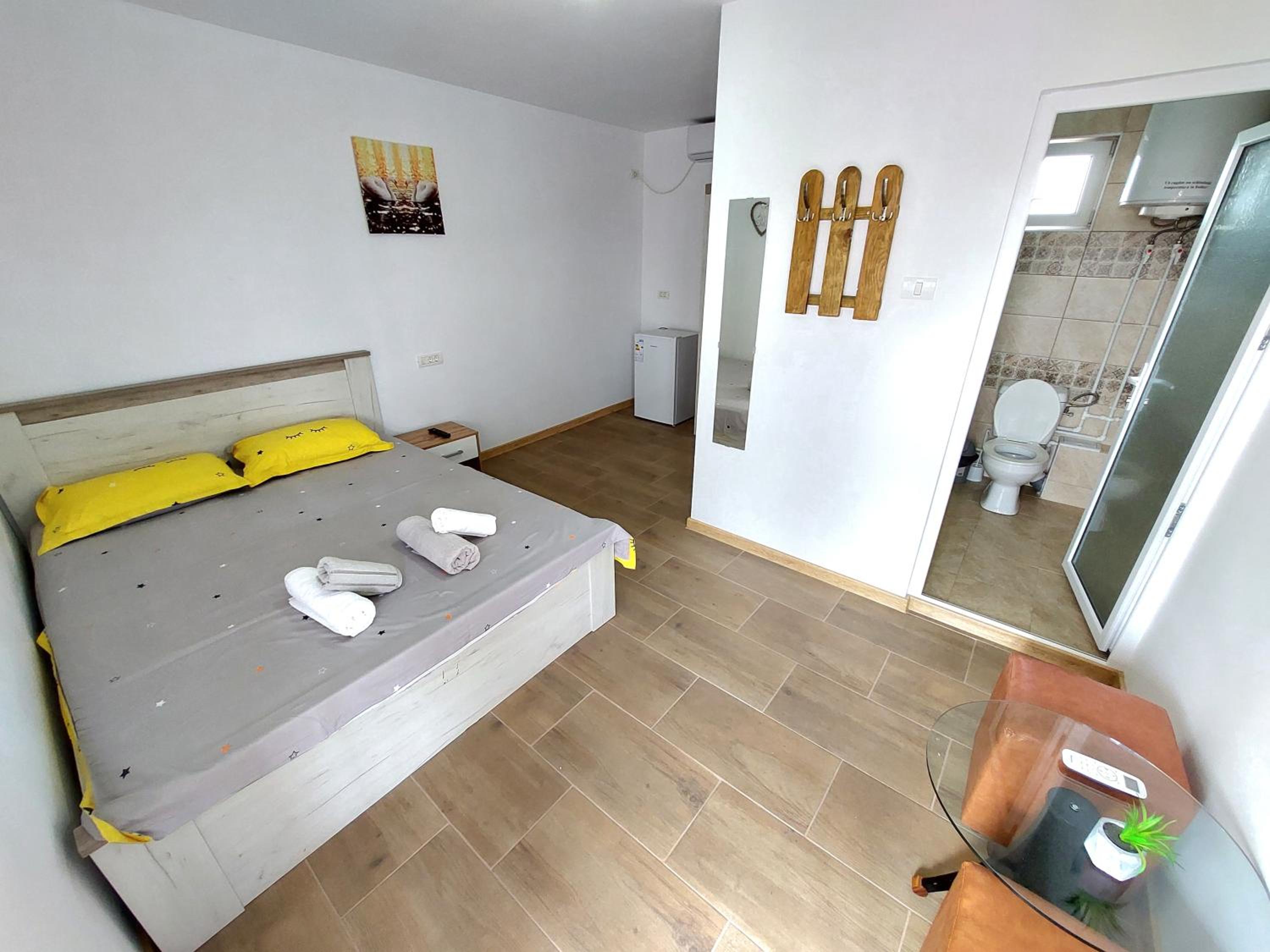 Economy Double Room photo 1