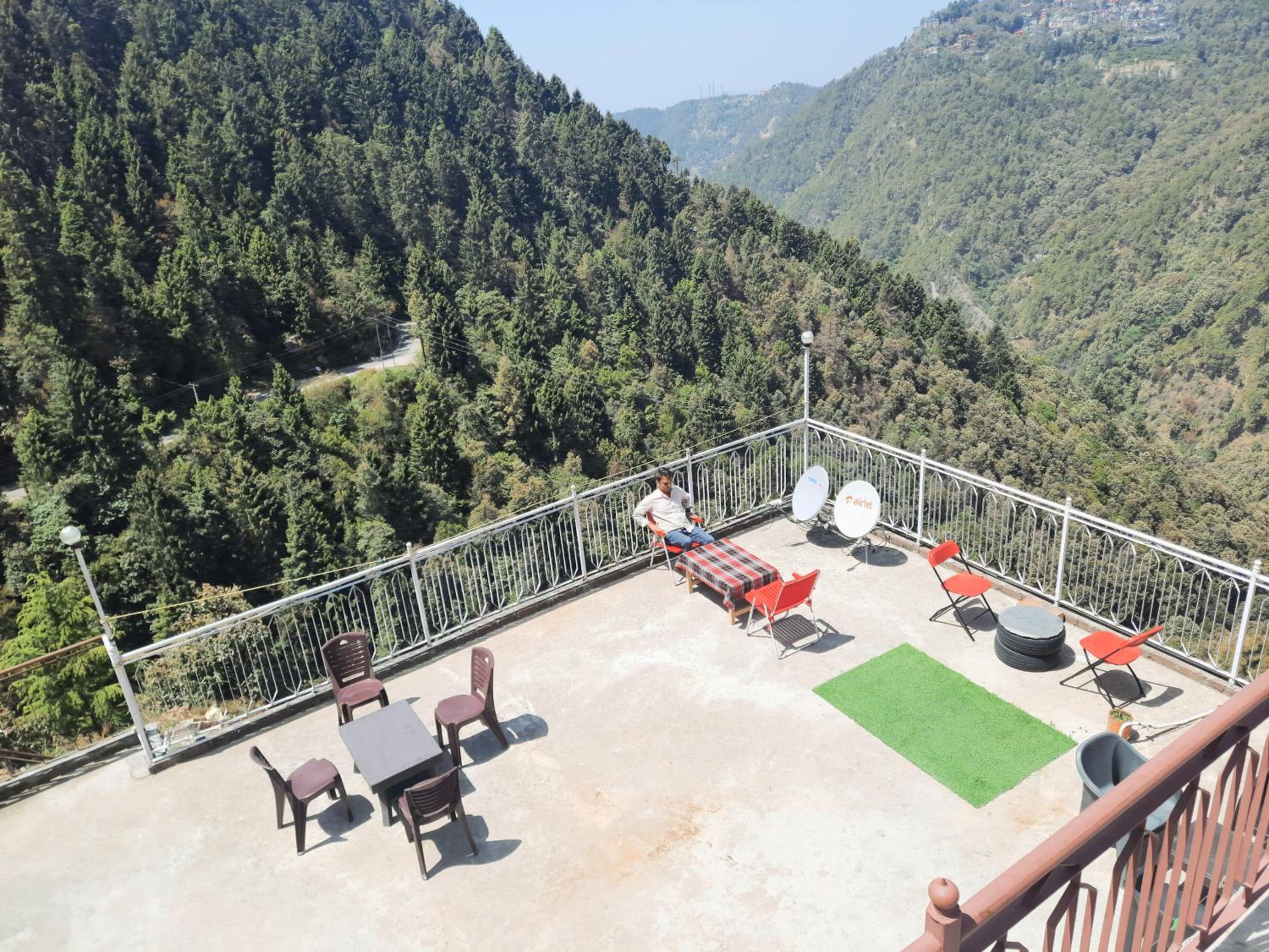 Deluxe Double Room With Balcony photo 3