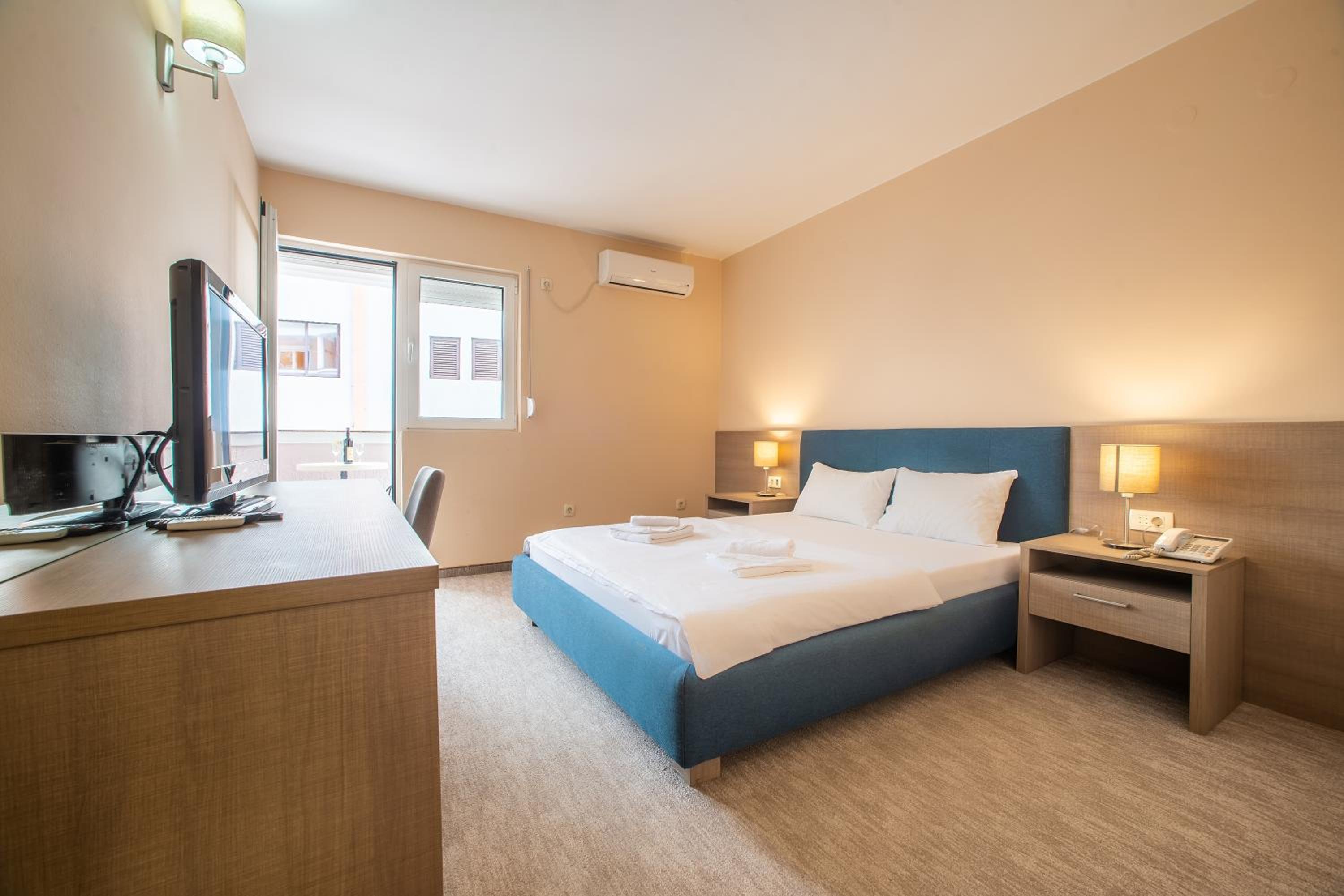 Deluxe Double Room with Balcony