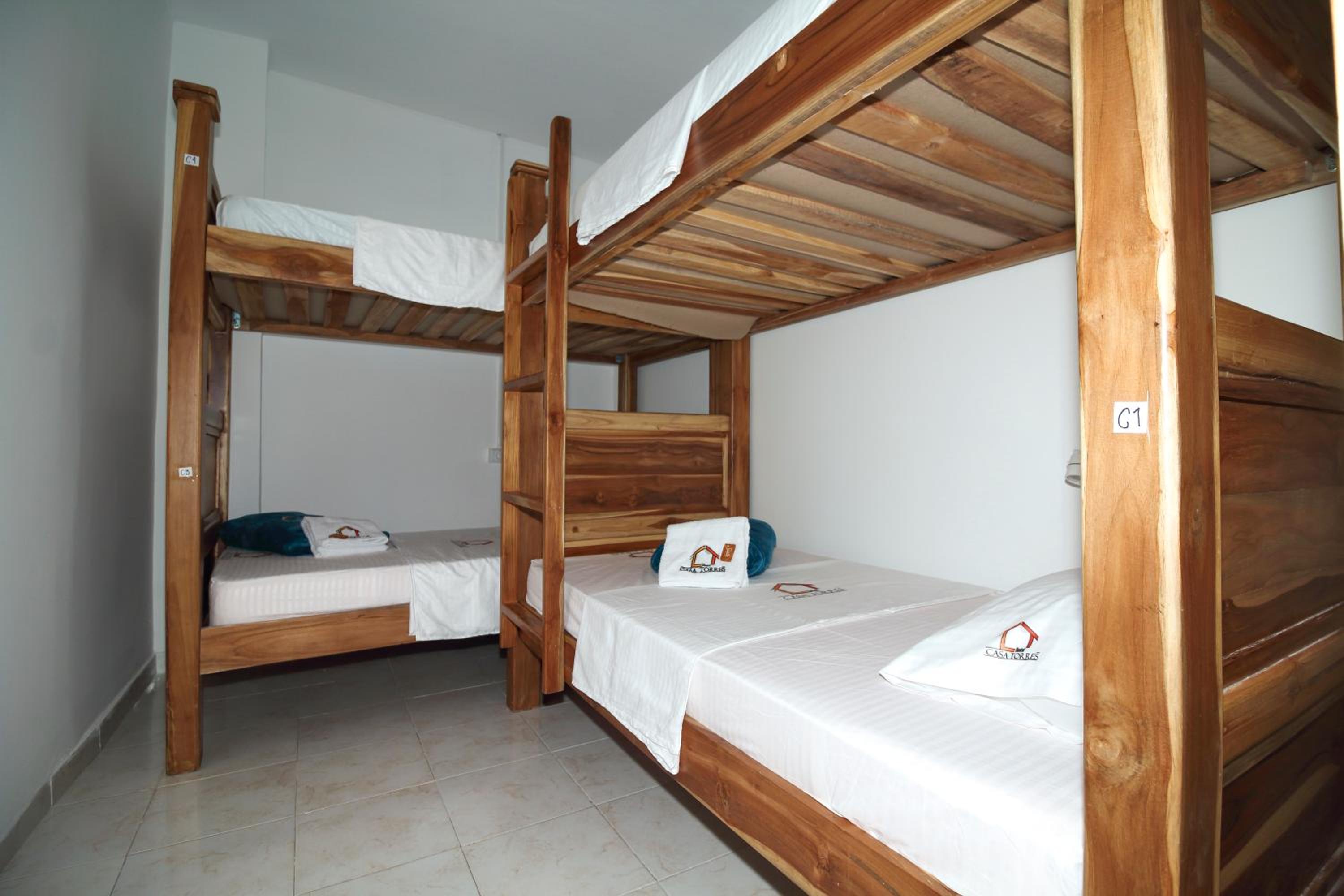 Bed in 4-Bed Mixed Dormitory Room photo 2