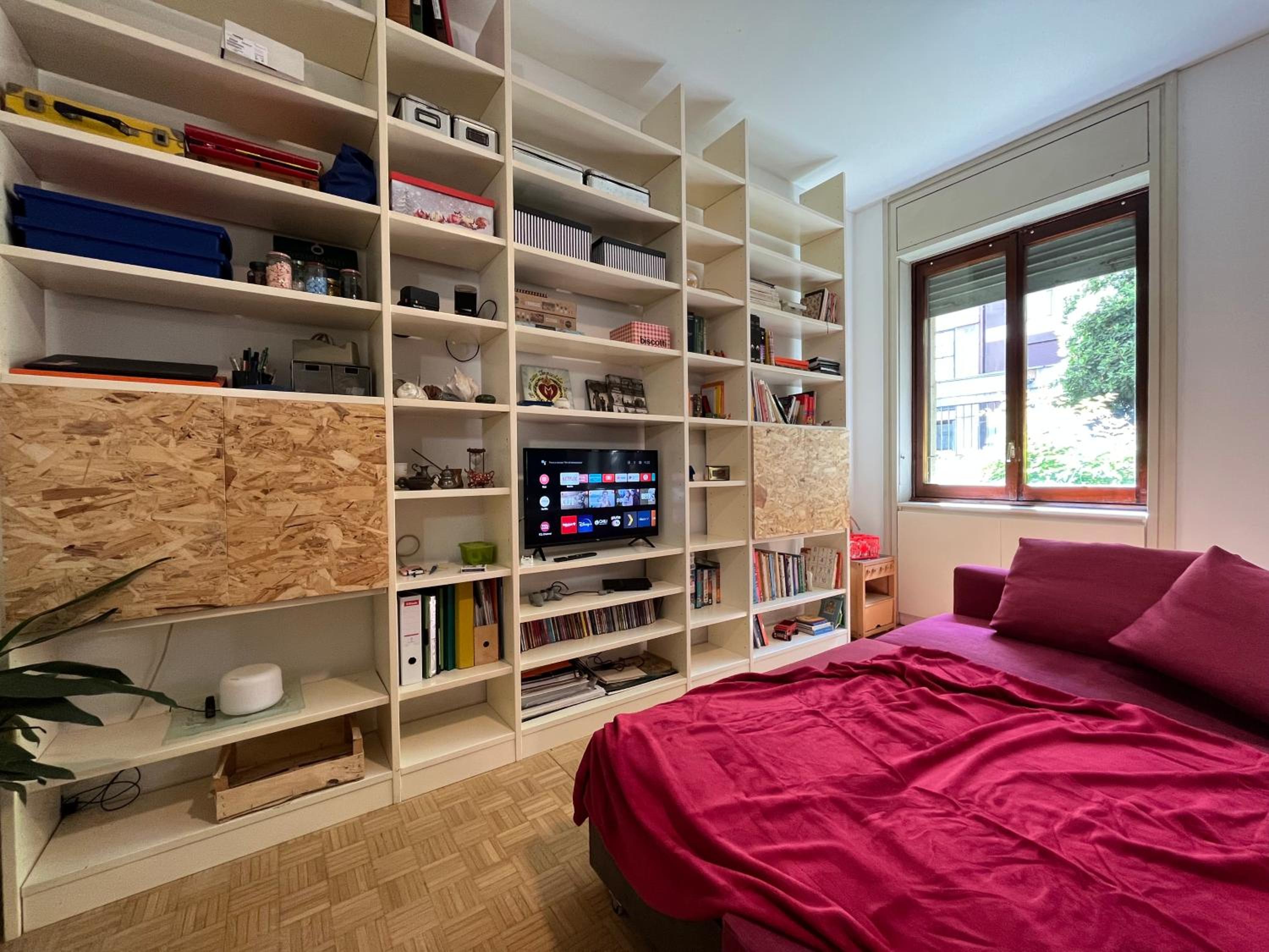 Apartment with Shower