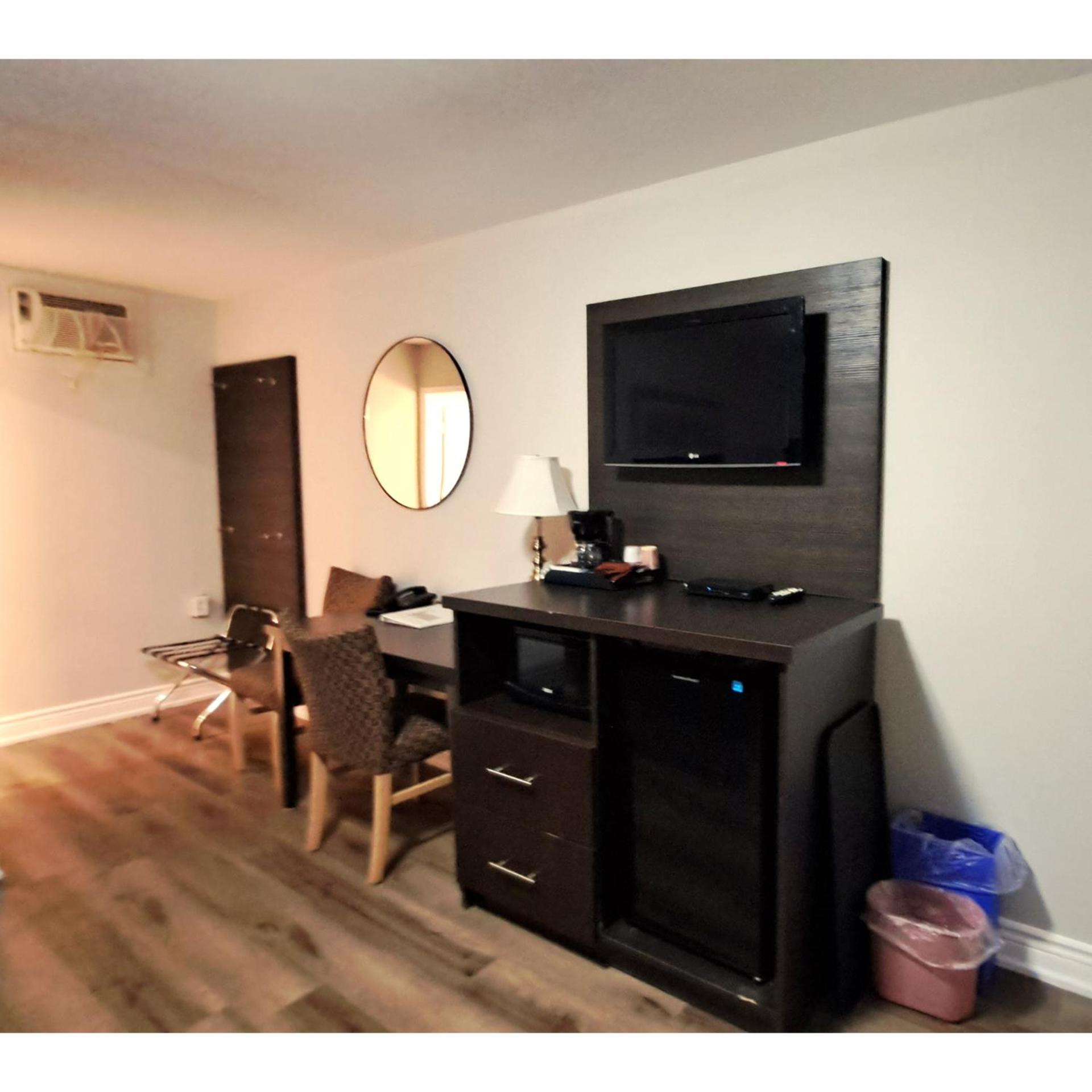 Standard Double Room with Two Double Beds photo 2