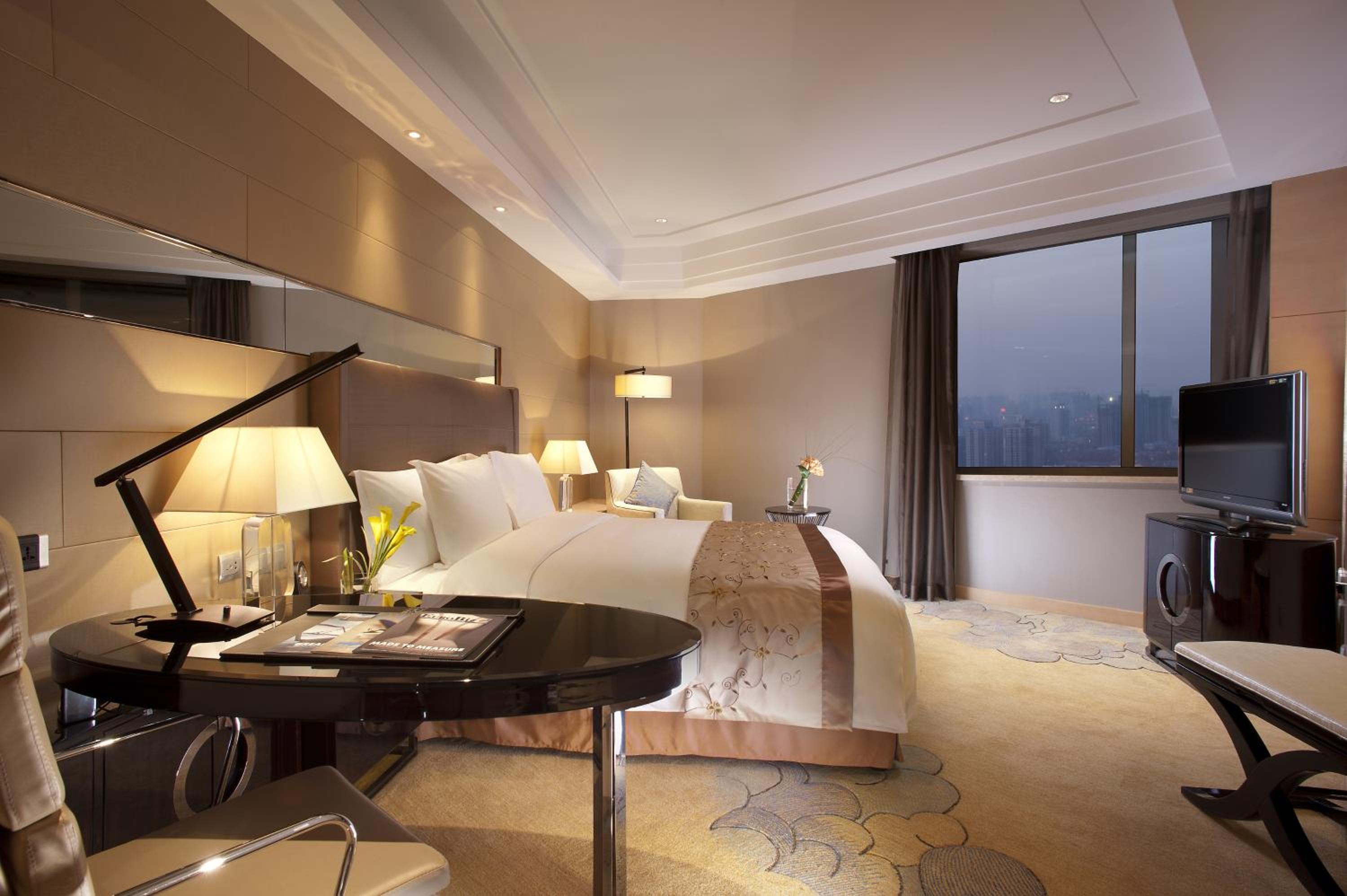 Standard King Room - High Floor
