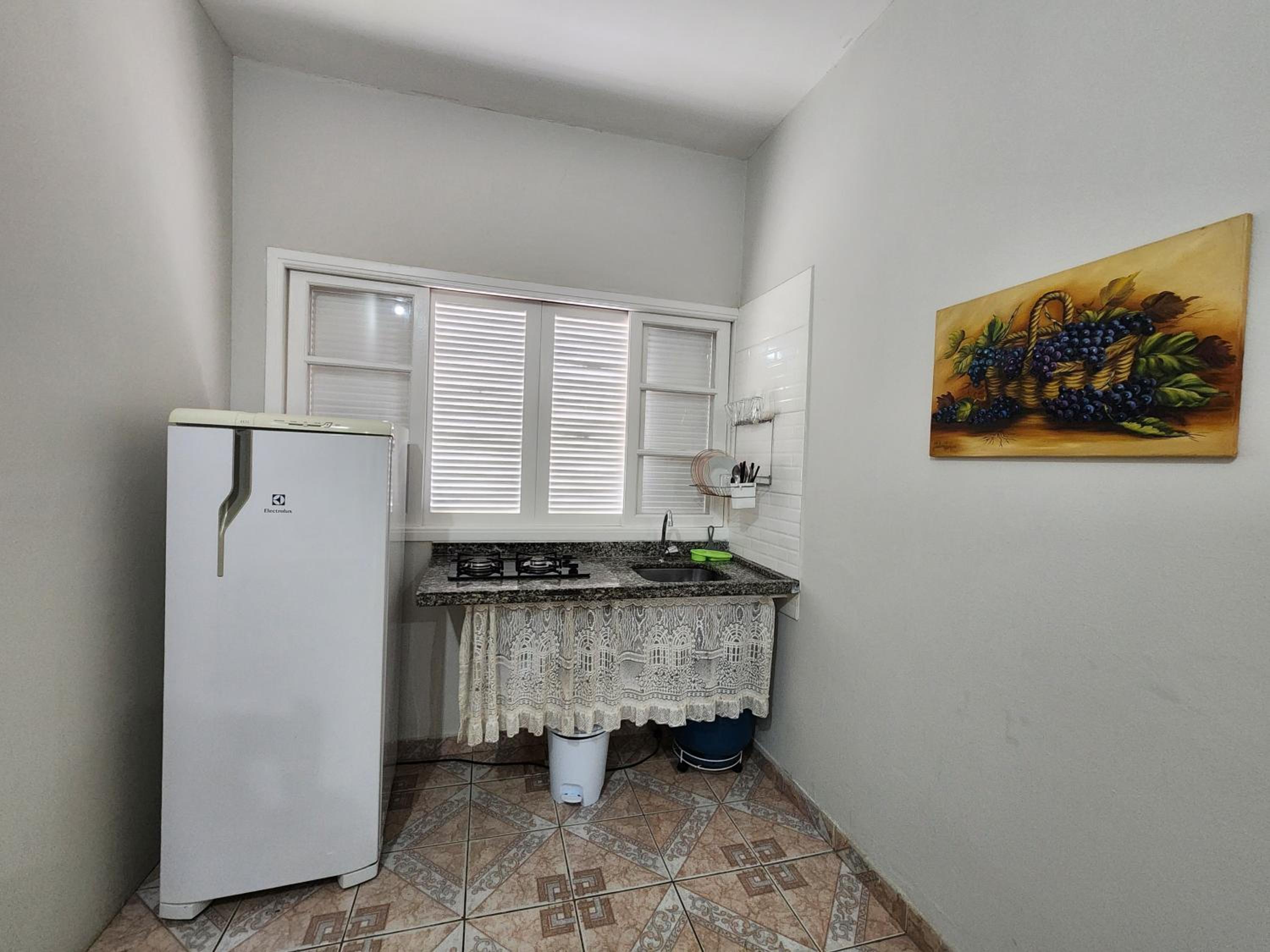 Apartment with Sea View - Photo 9