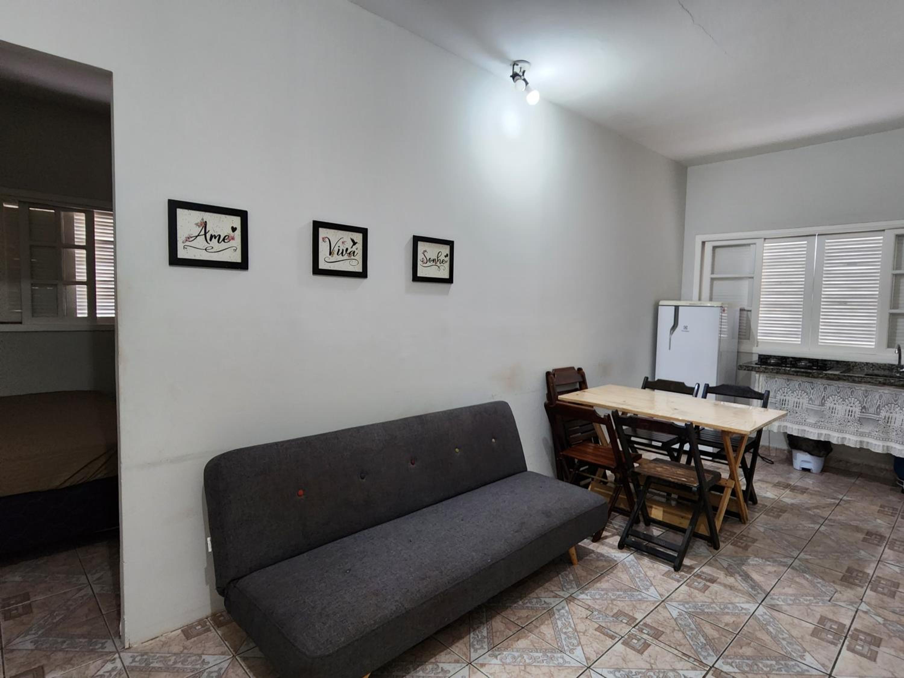 Apartment with Sea View - Photo 4