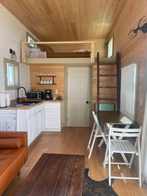 Two-Bedroom House photo 1