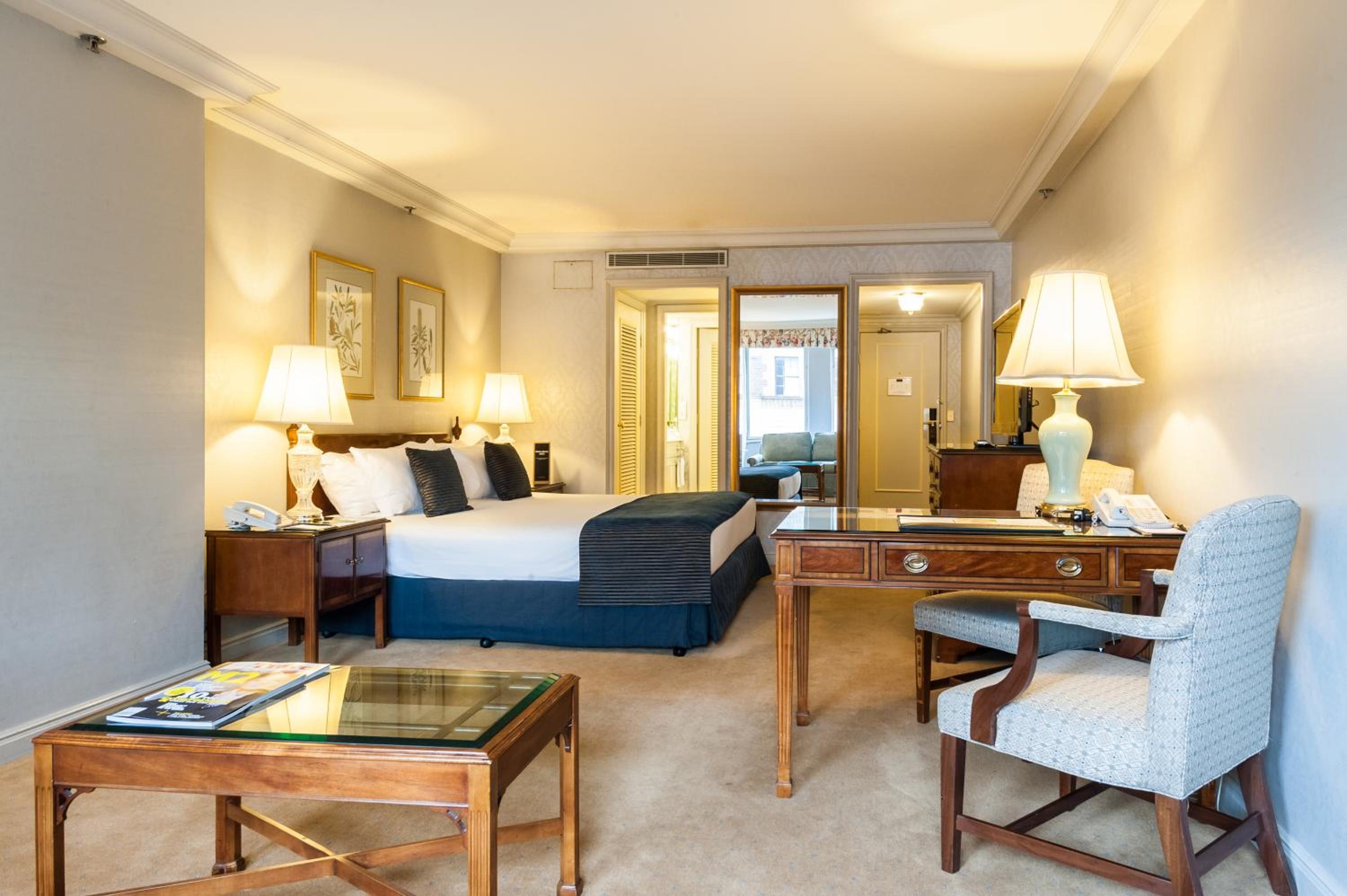 Superior King Room