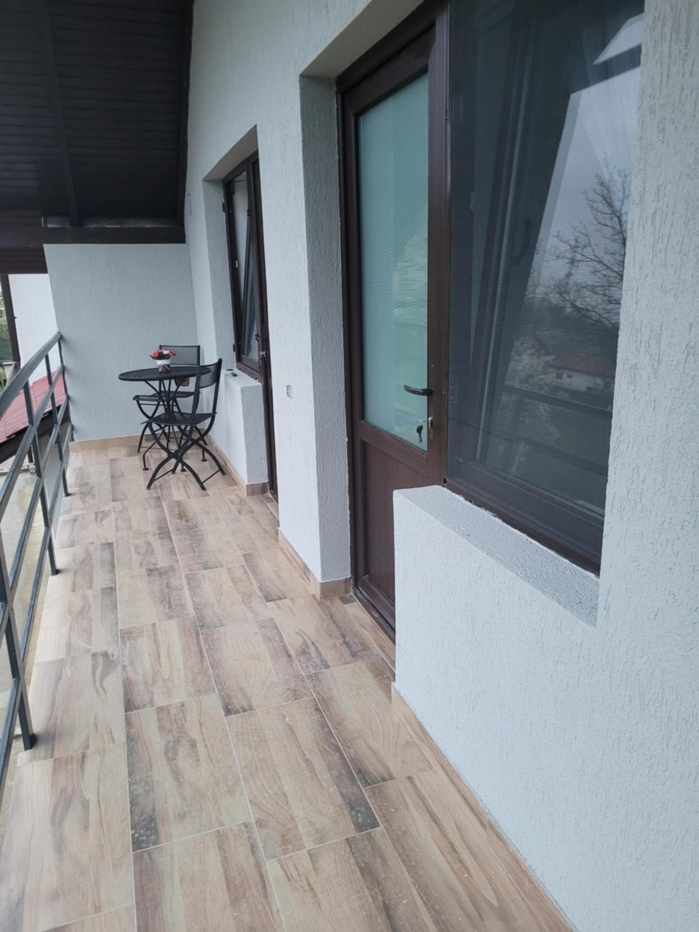 Double Room with Park View - Photo 34
