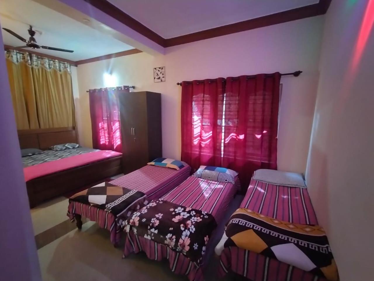 Deluxe Family Room photo 3