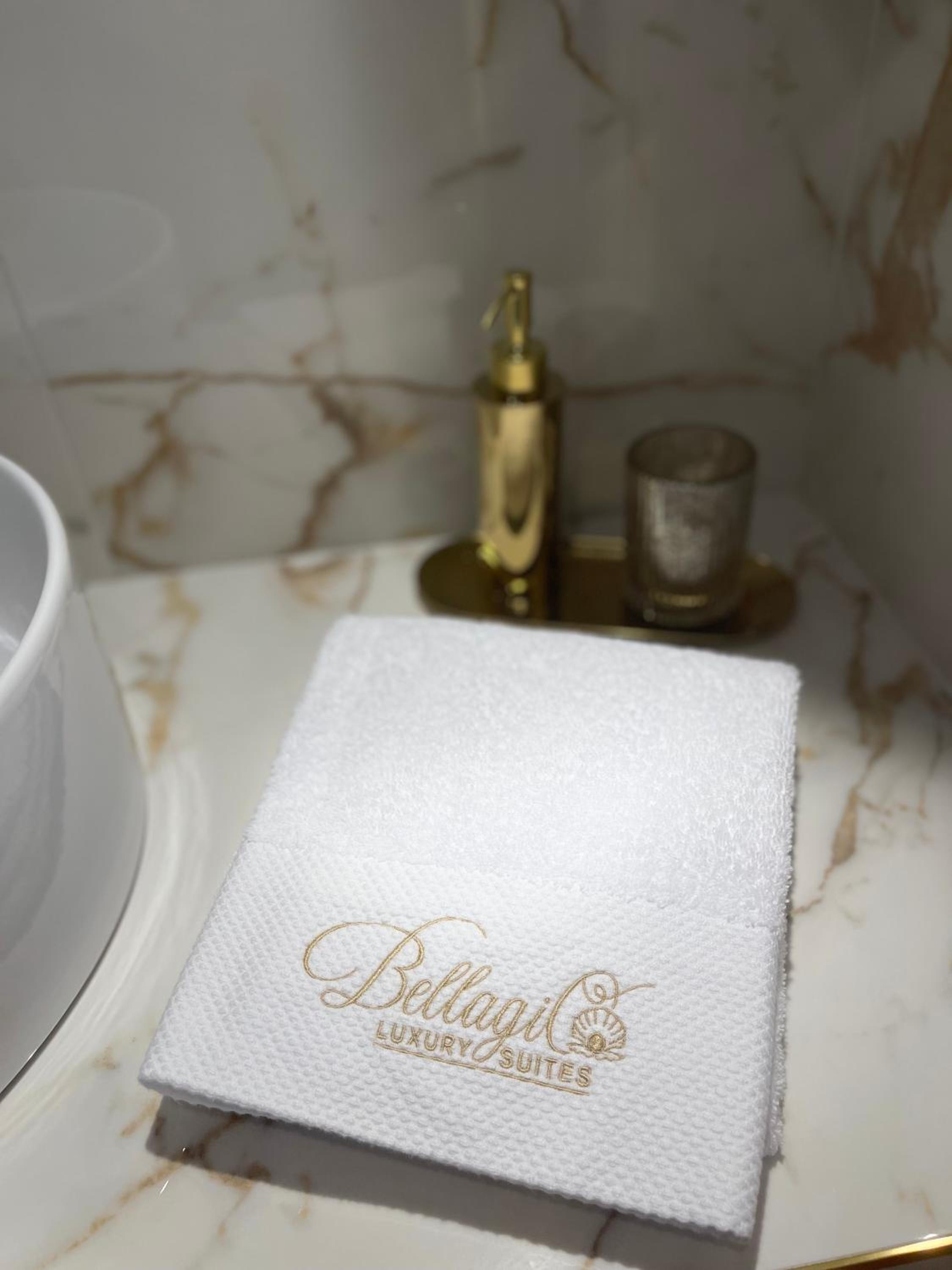 Queen Suite - Photo 49