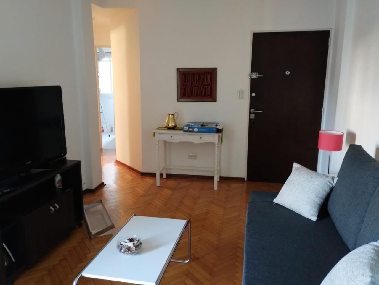 Apartment photo 2
