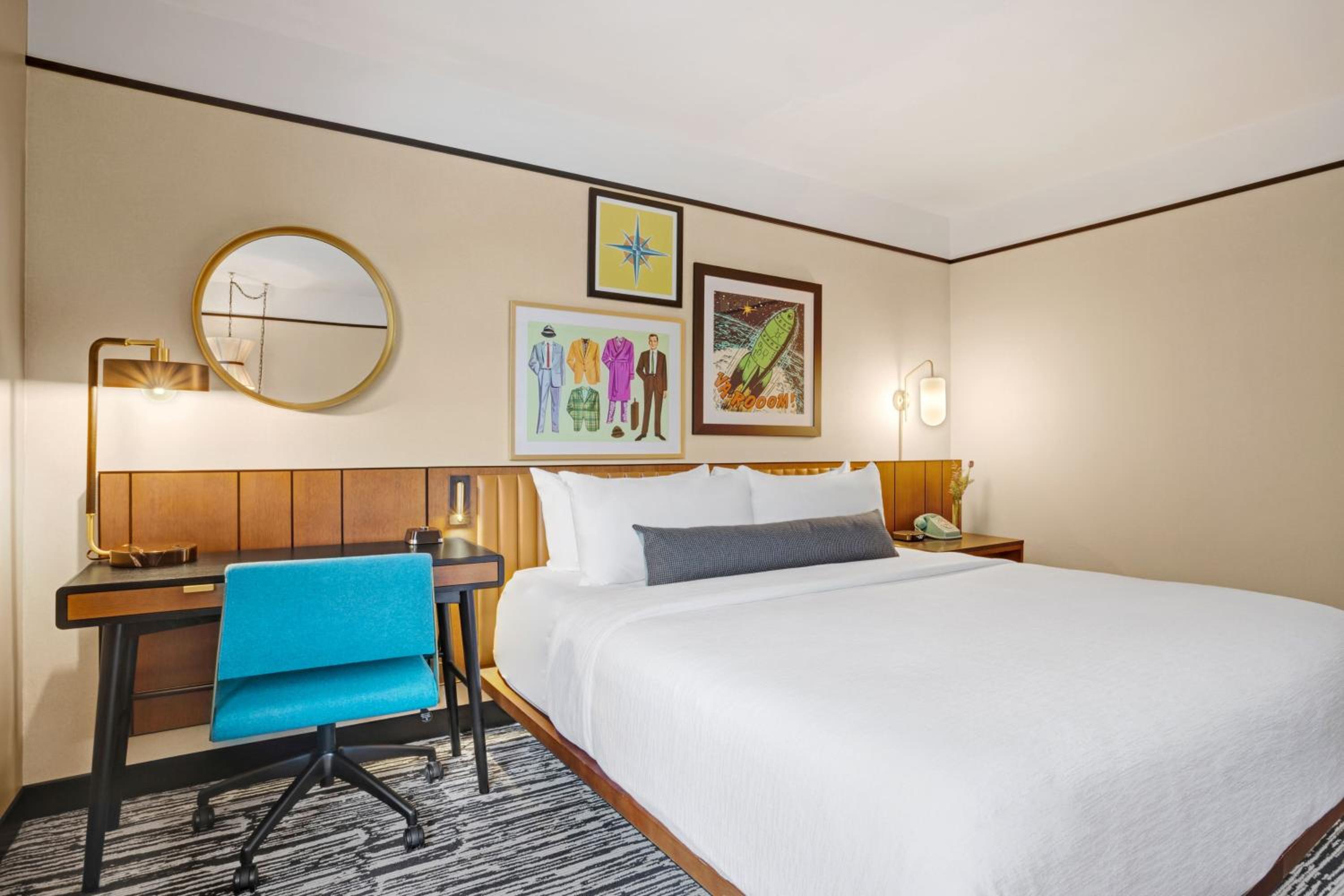 Standard King Room - Photo 1