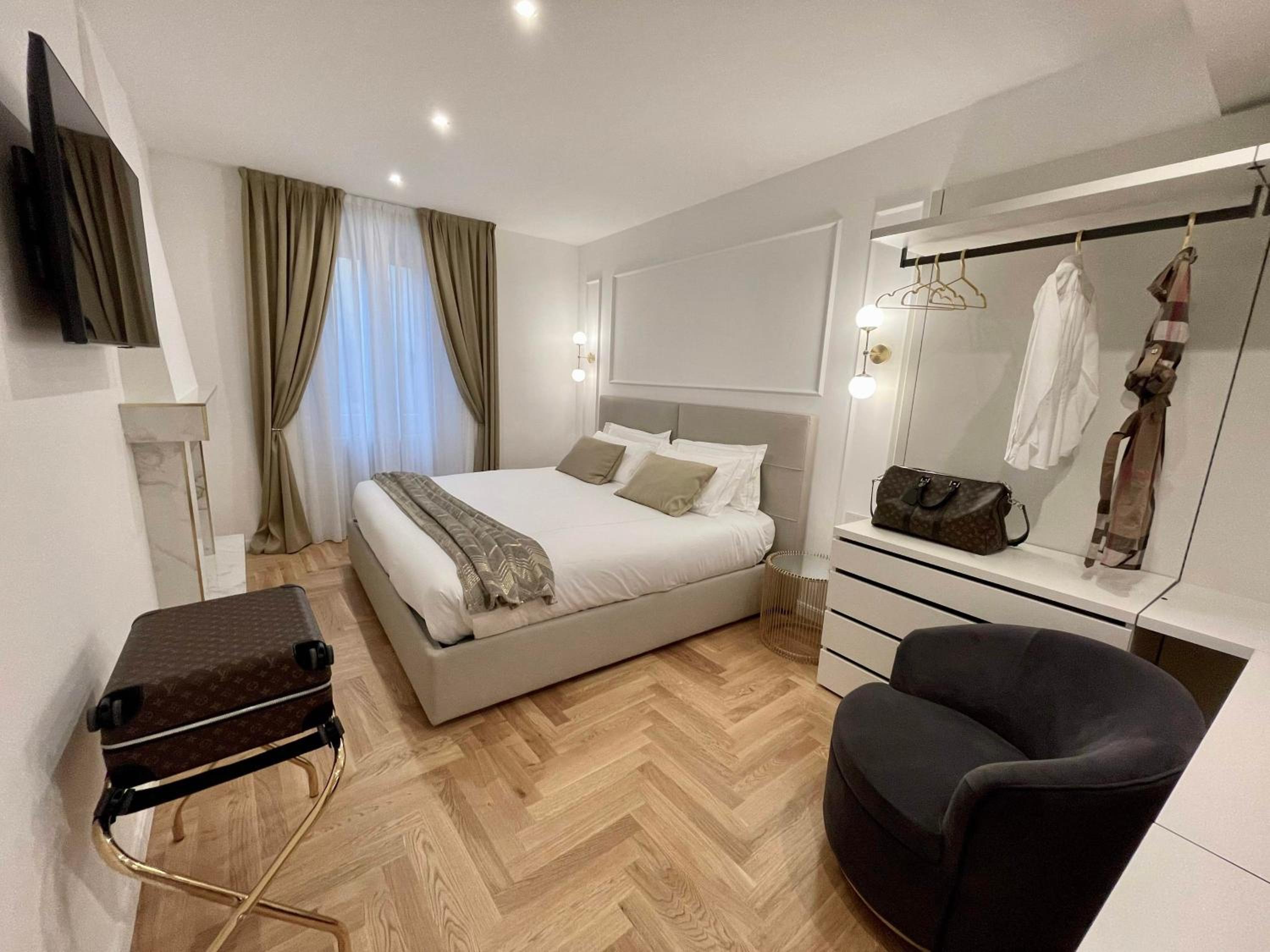 King Suite photo 2