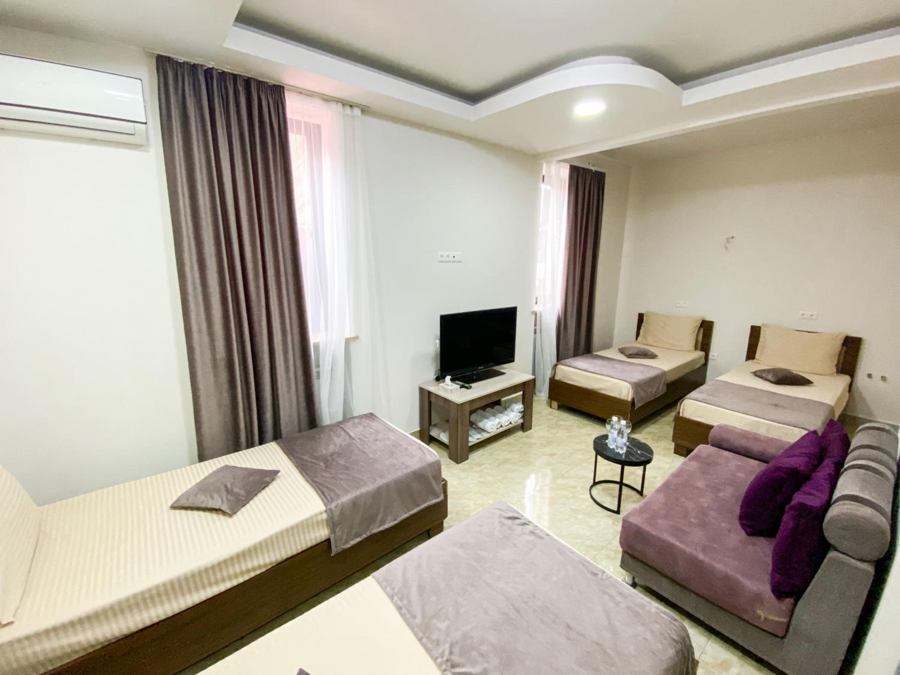 Quadruple Room photo 1
