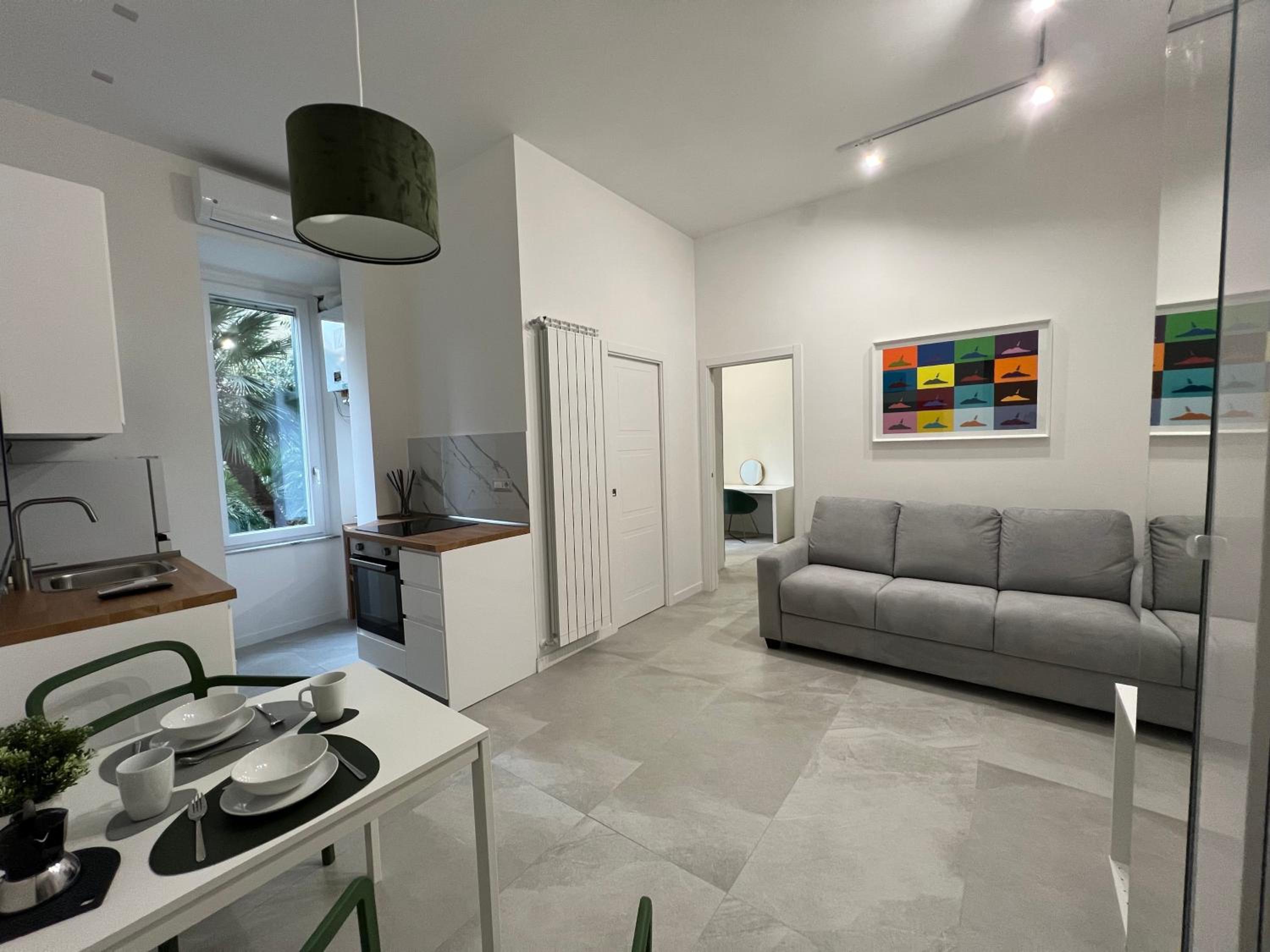 One-Bedroom Apartment