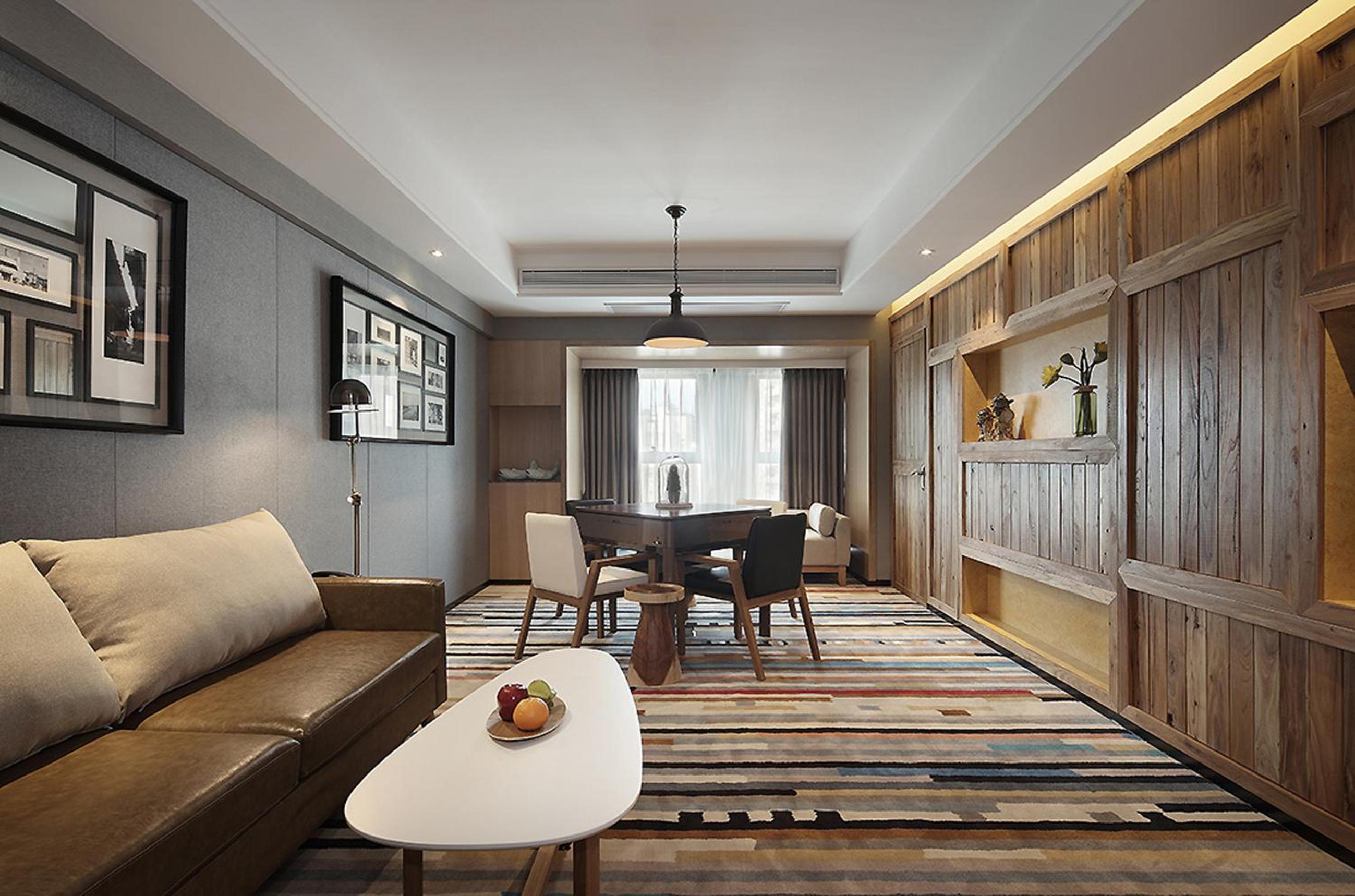 Deluxe Suite photo 2