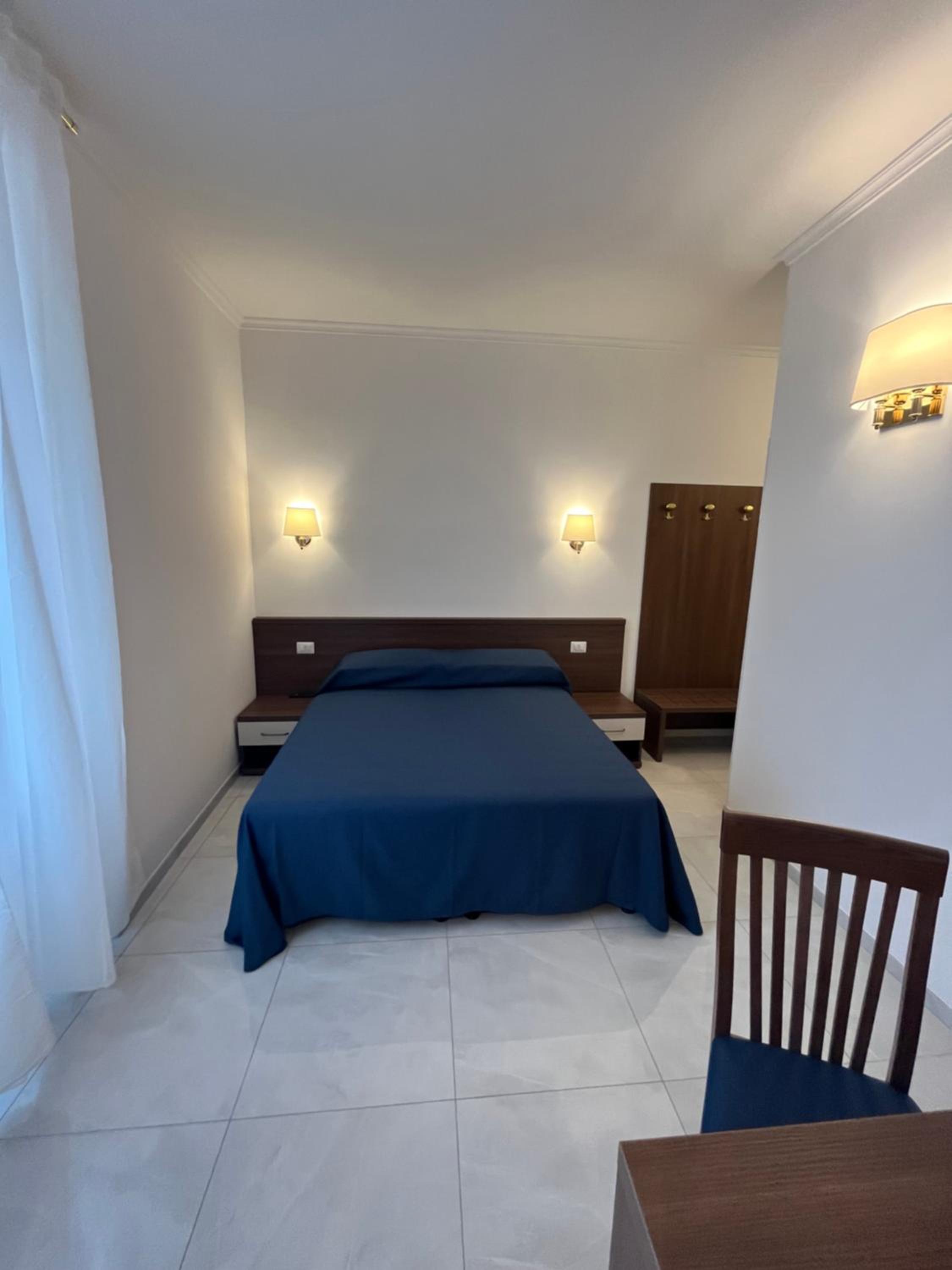 Double Room with Private Bathroom photo 2