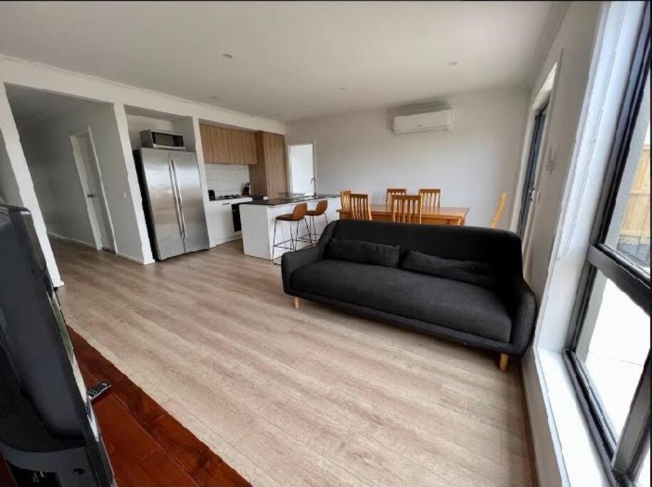 Four-Bedroom House photo 2
