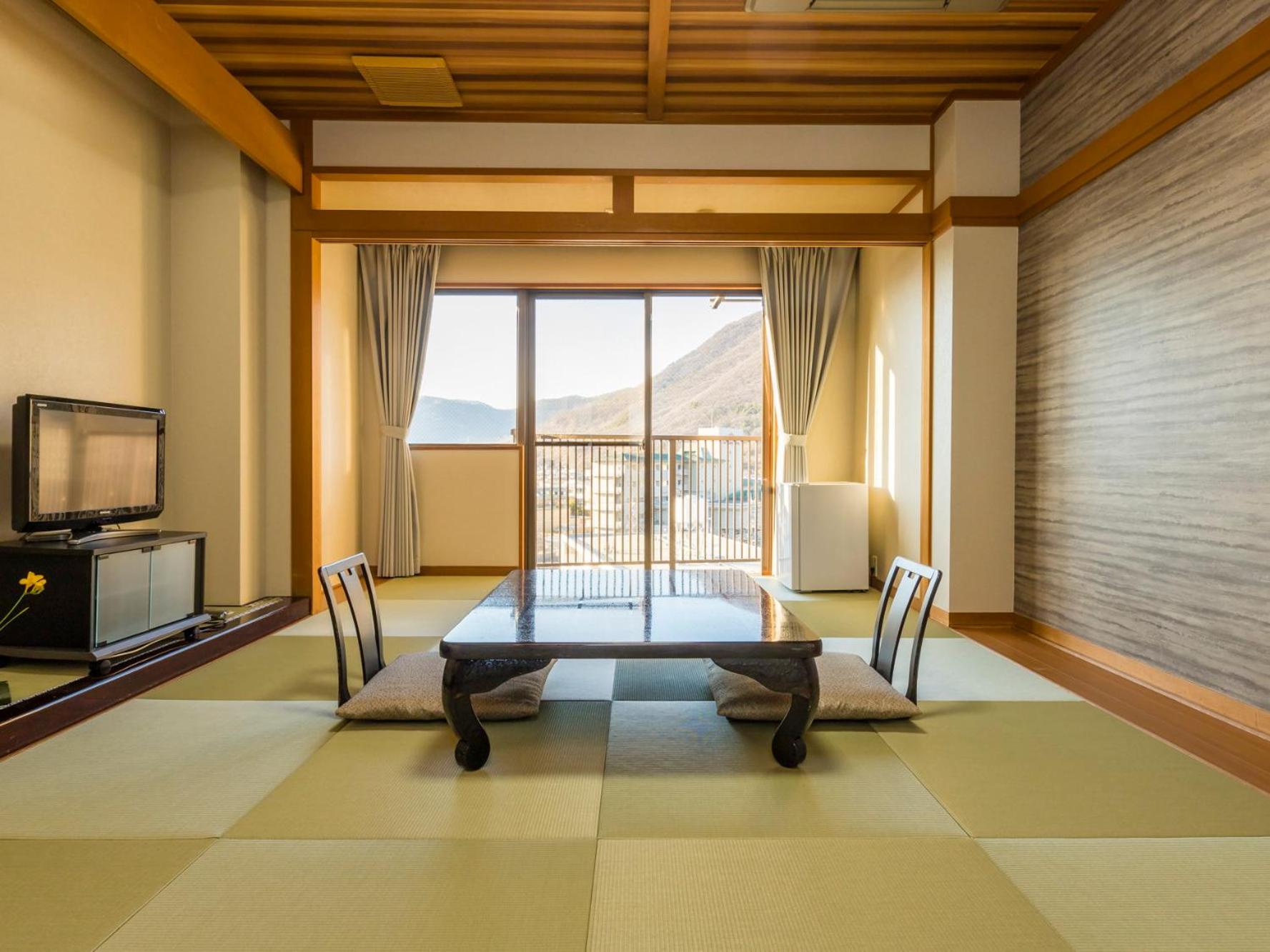 Twin Room - Photo 1