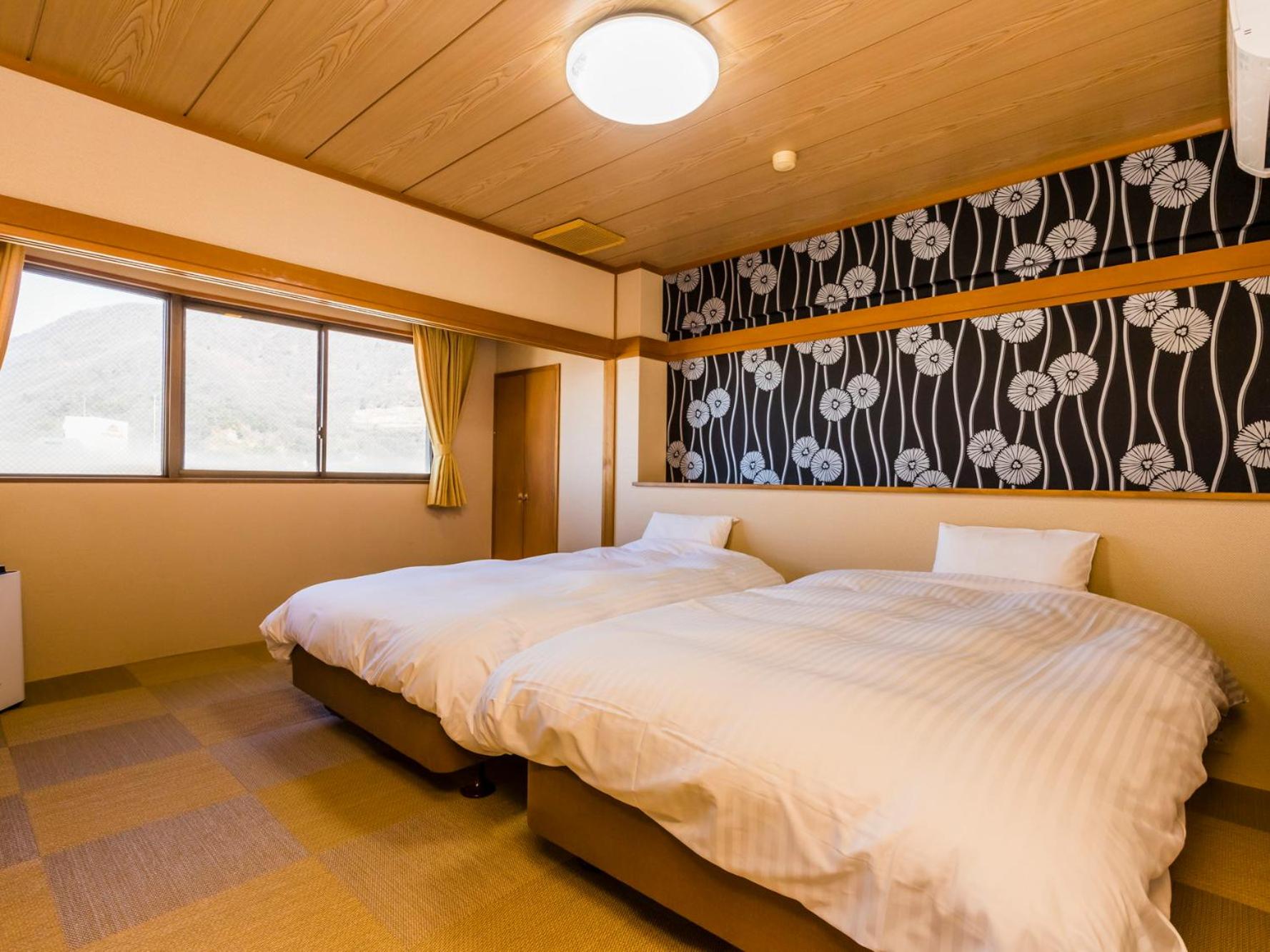 Superior Quadruple Room - Photo 1