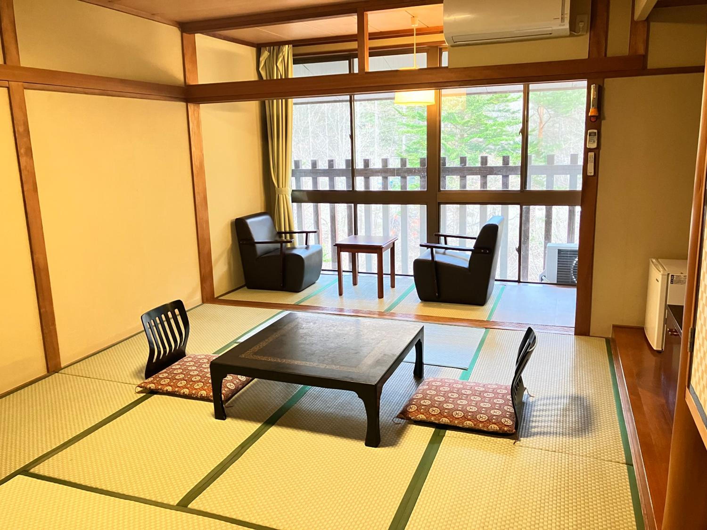 Japanese-Style Quadruple Room photo 1