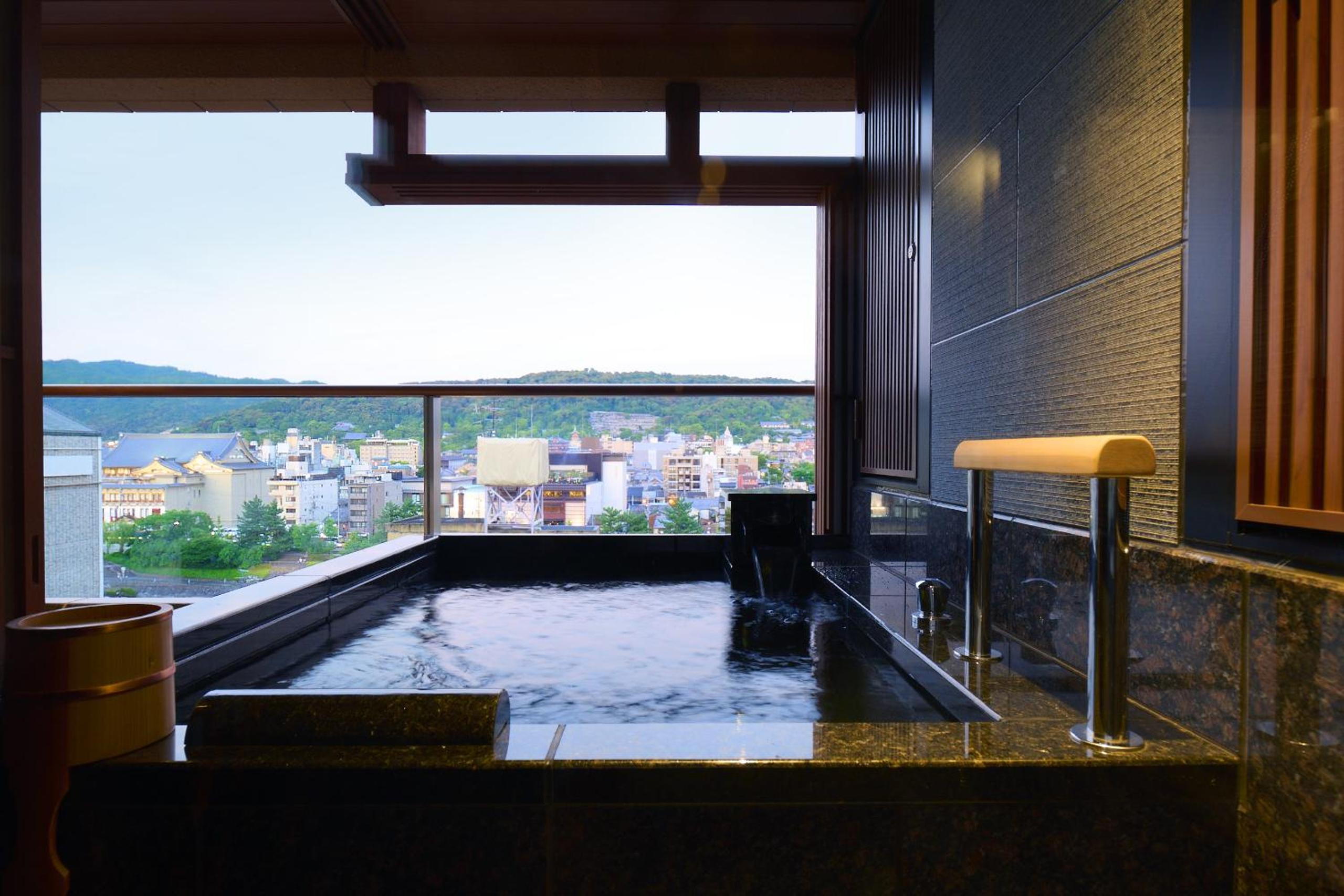 Premium Double - Top Floor - Photo 9