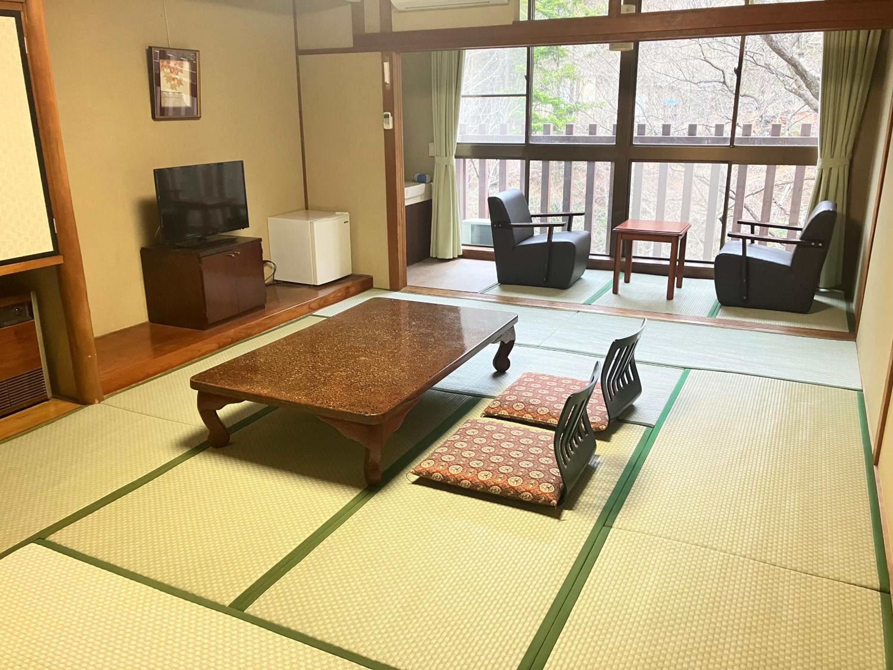 Japanese-Style Room with Shared Bath photo 1