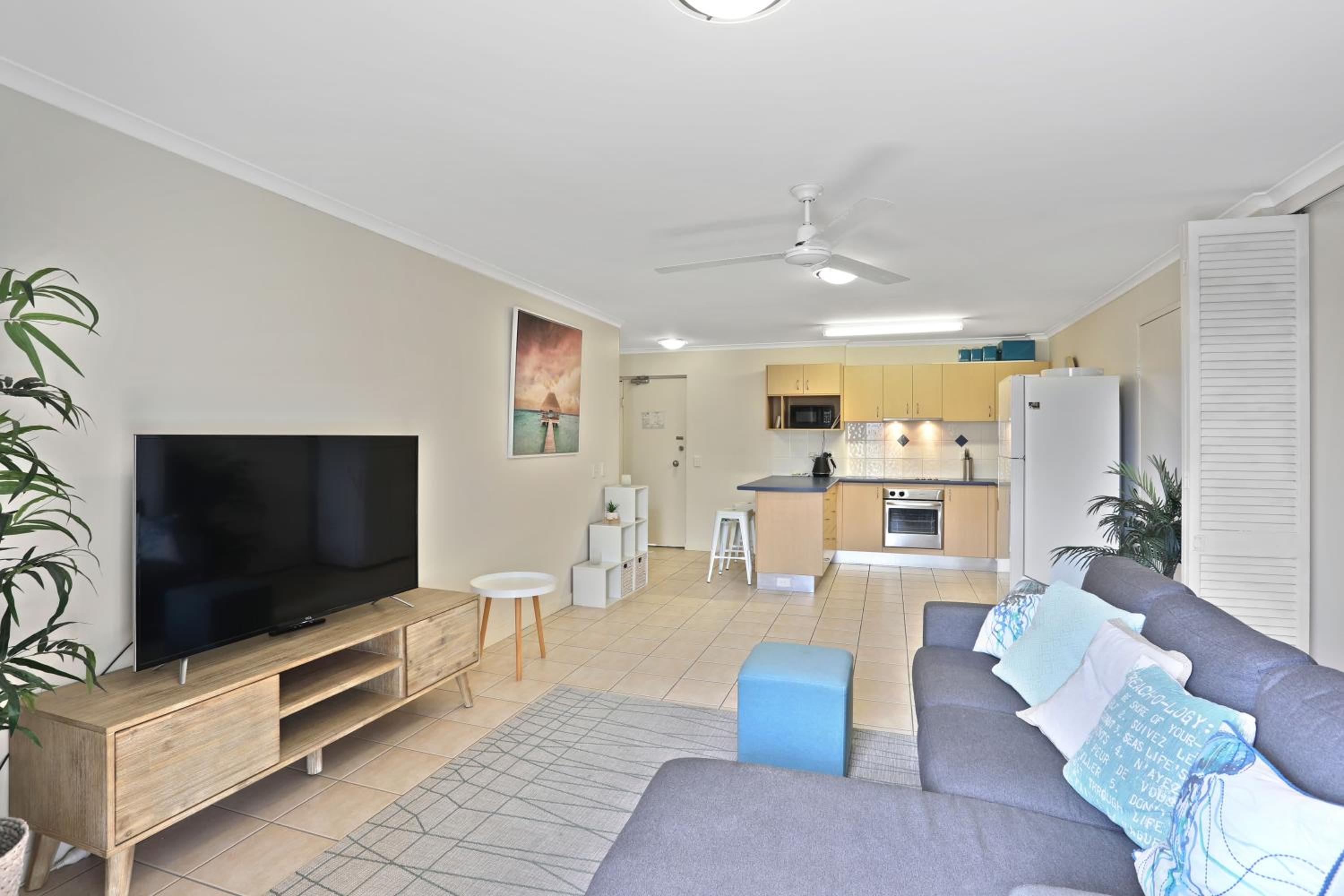 Studio Apartment with Sea View photo 3