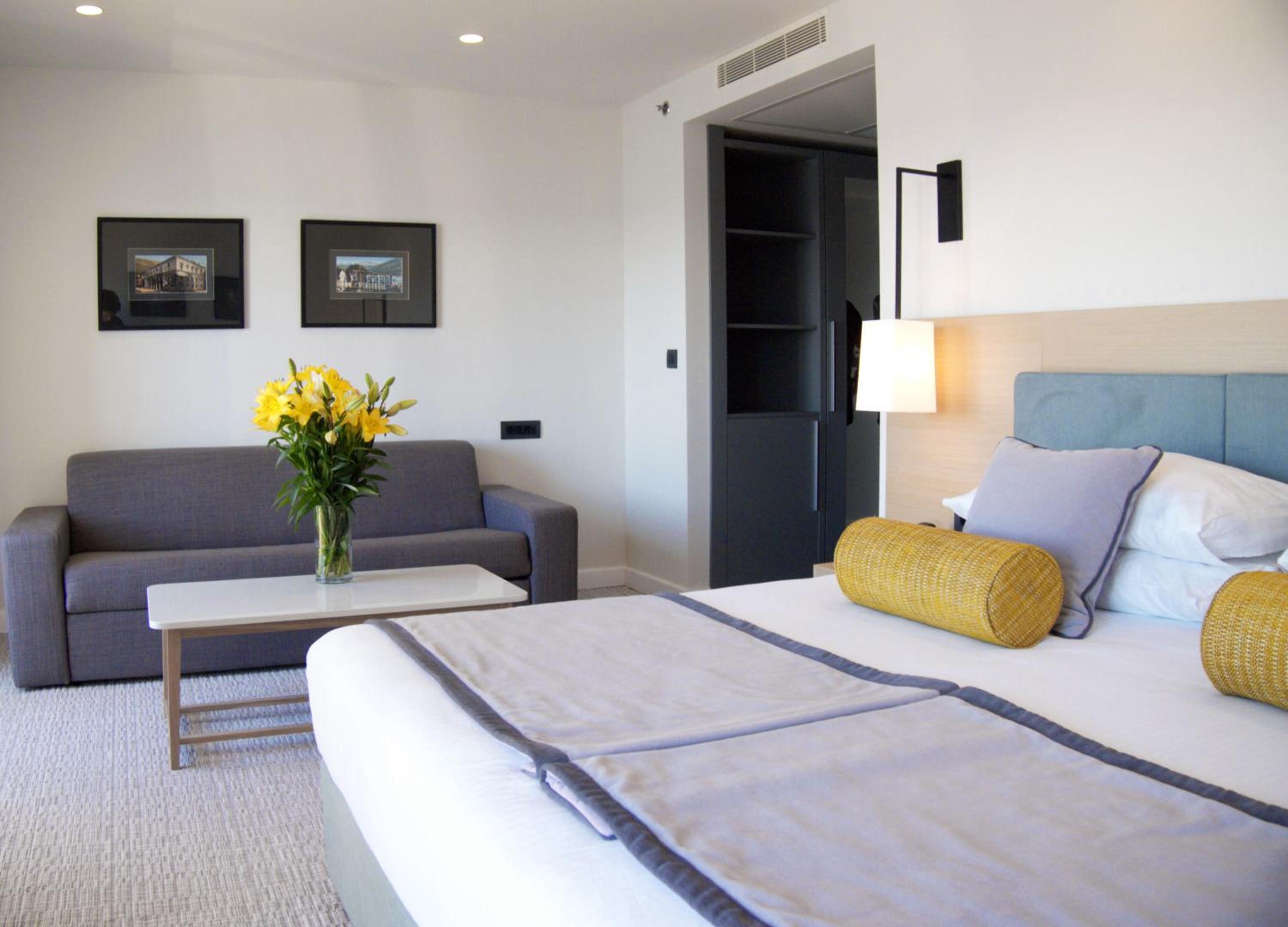 Junior Suite with Sea View and Balcony