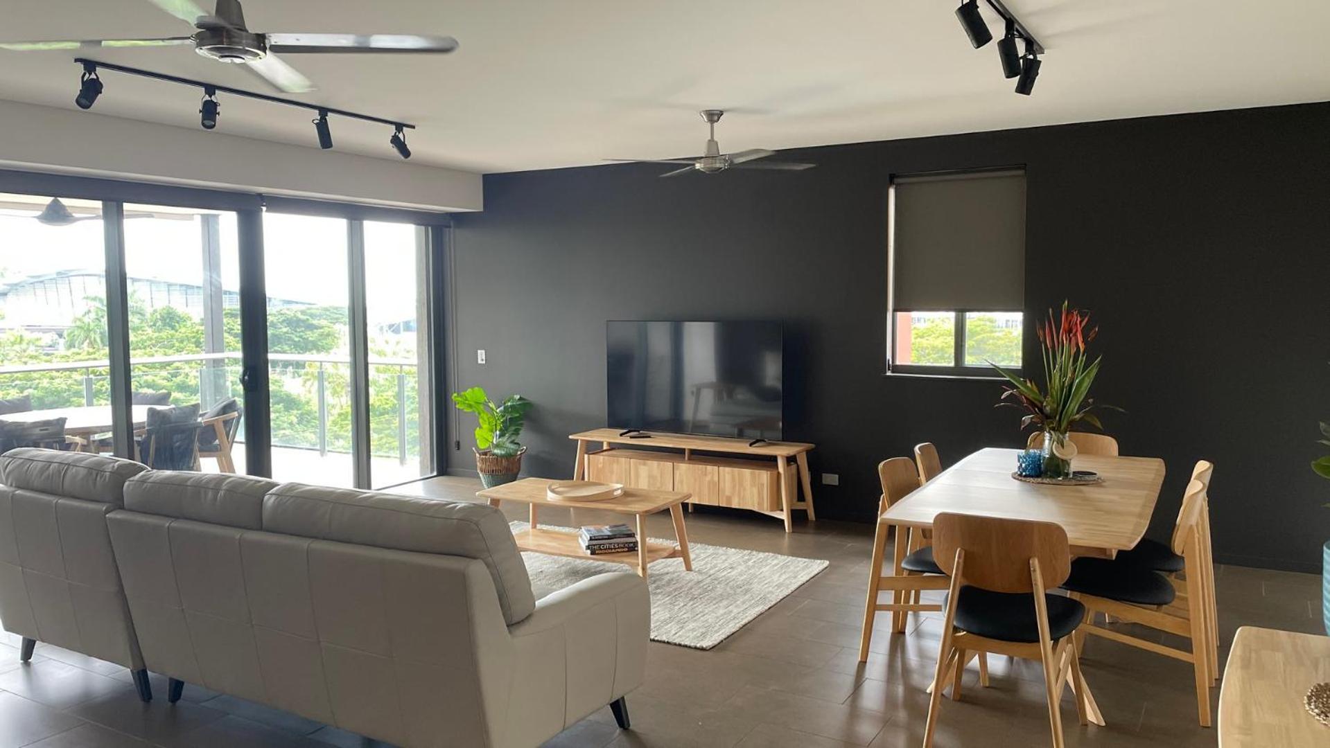 Three-Bedroom Apartment - Photo 4
