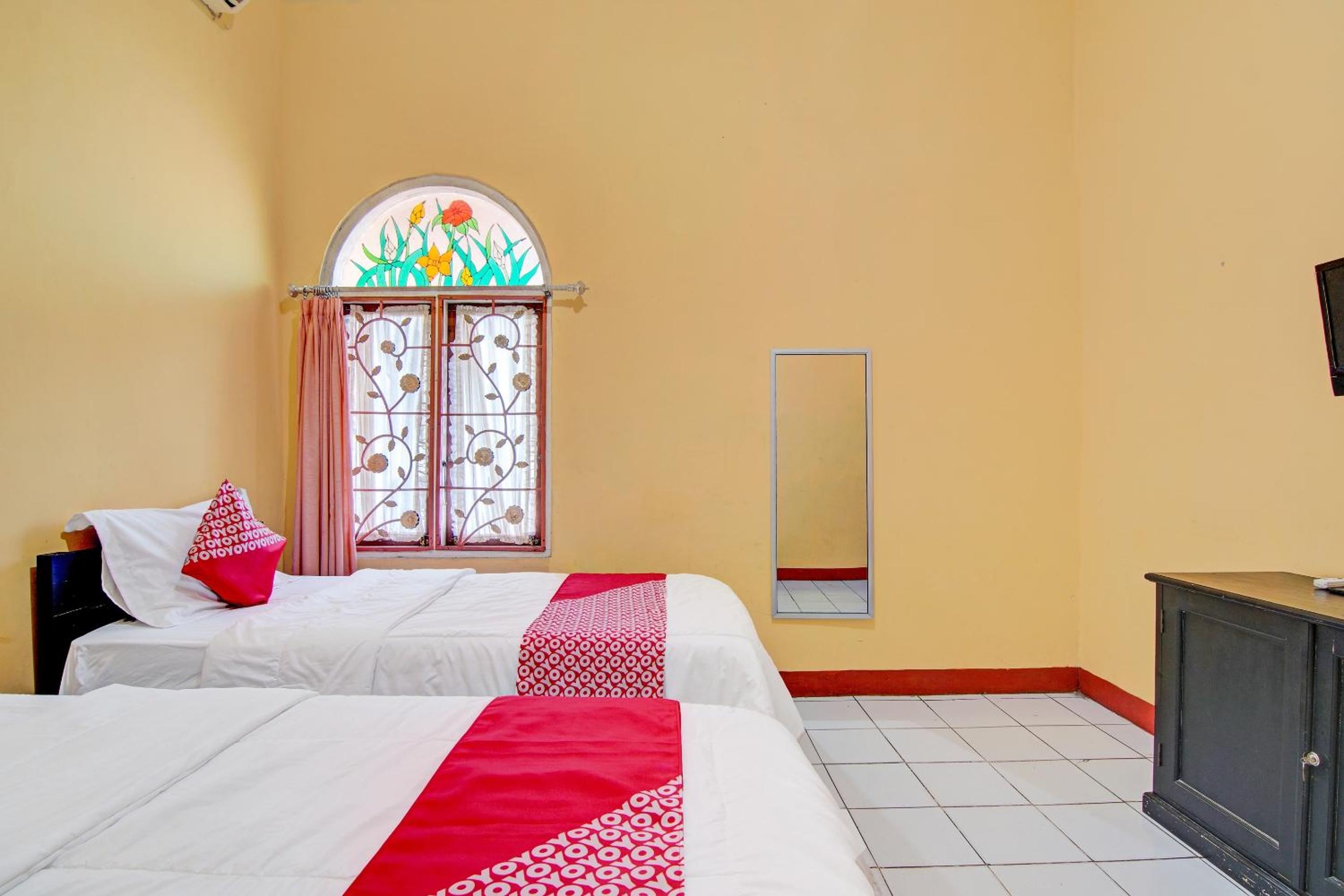 Delxue Twin Room photo 3
