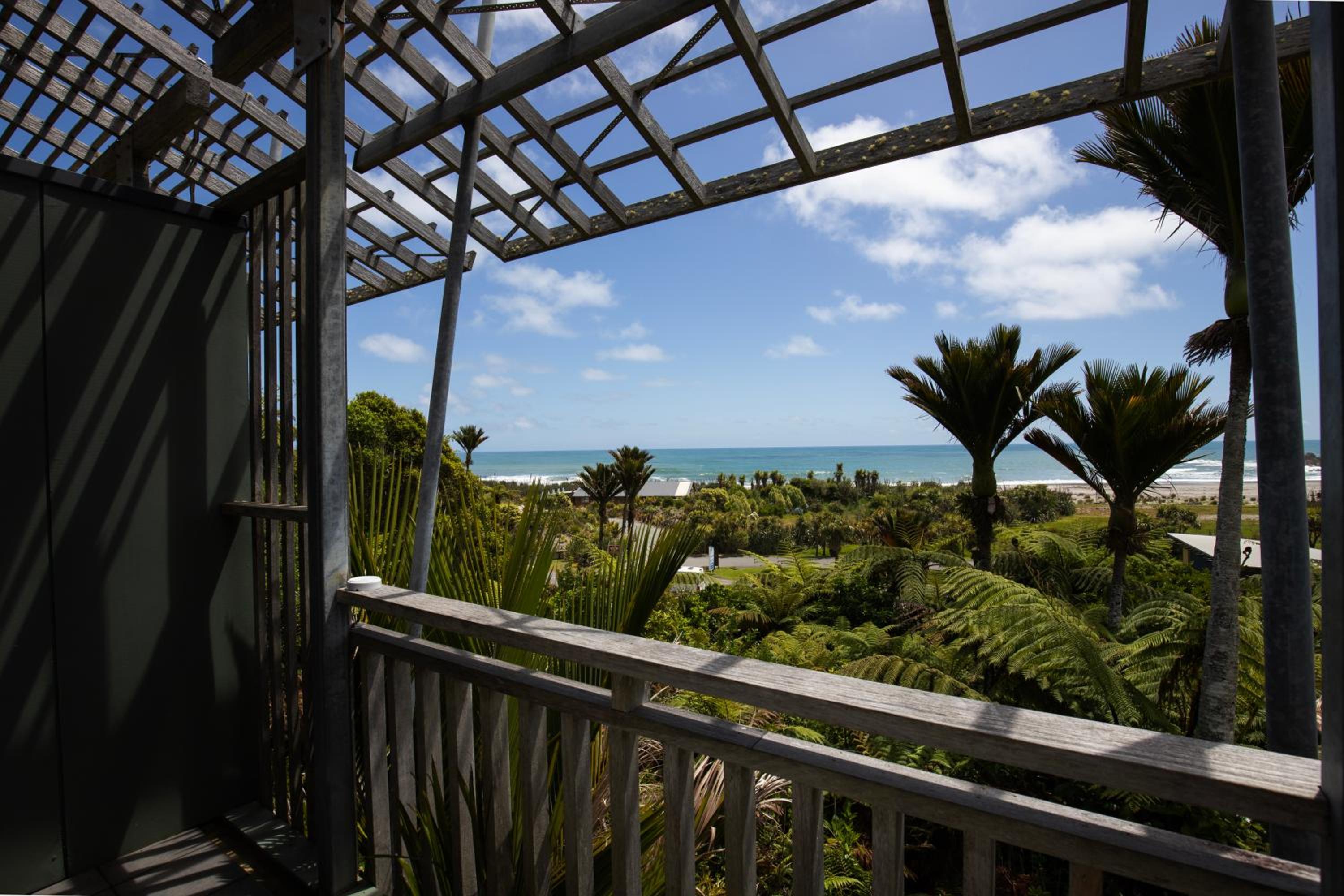 Suite with Sea View - Photo 2
