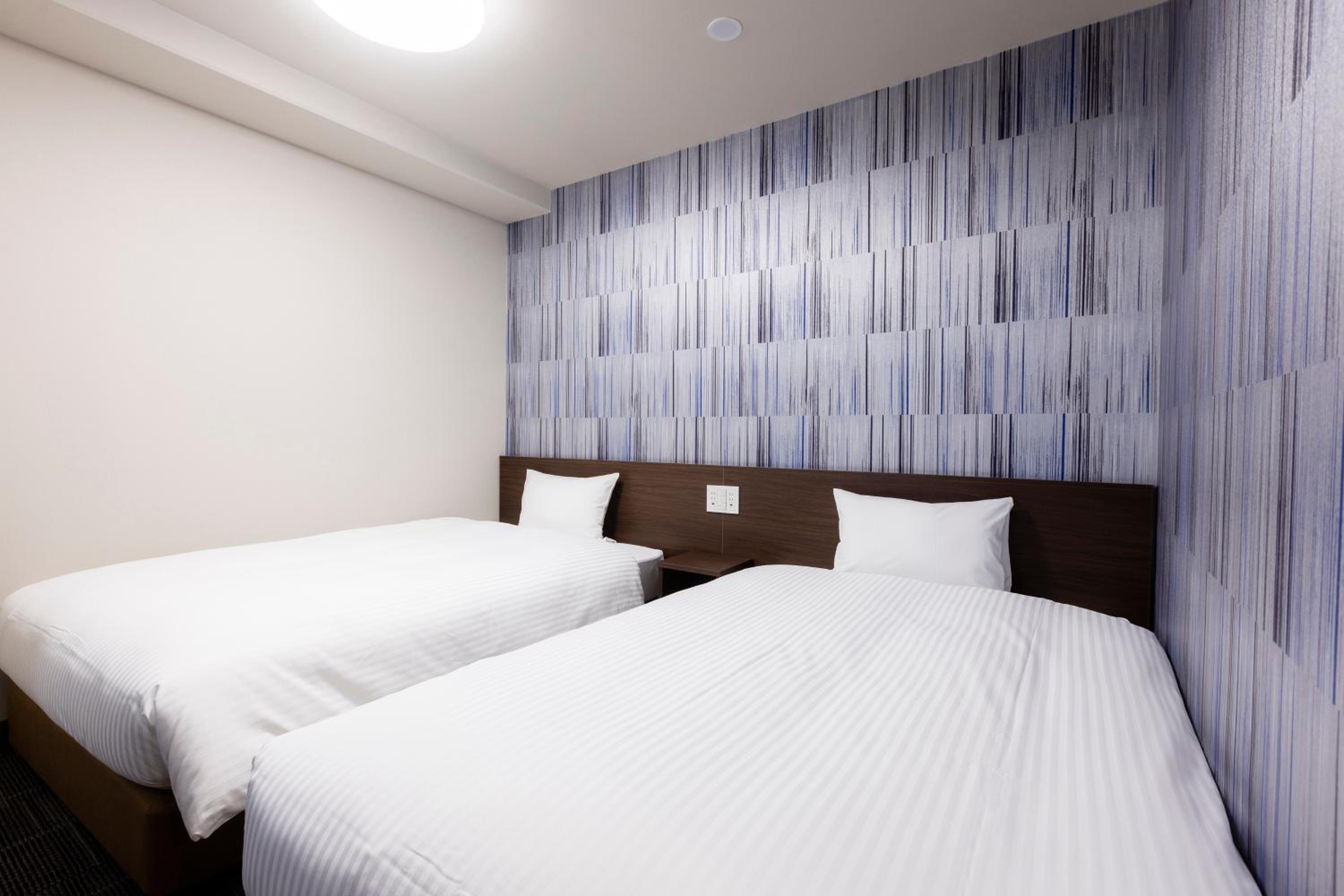 Standard Twin Room - Non-Smoking - Photo 2