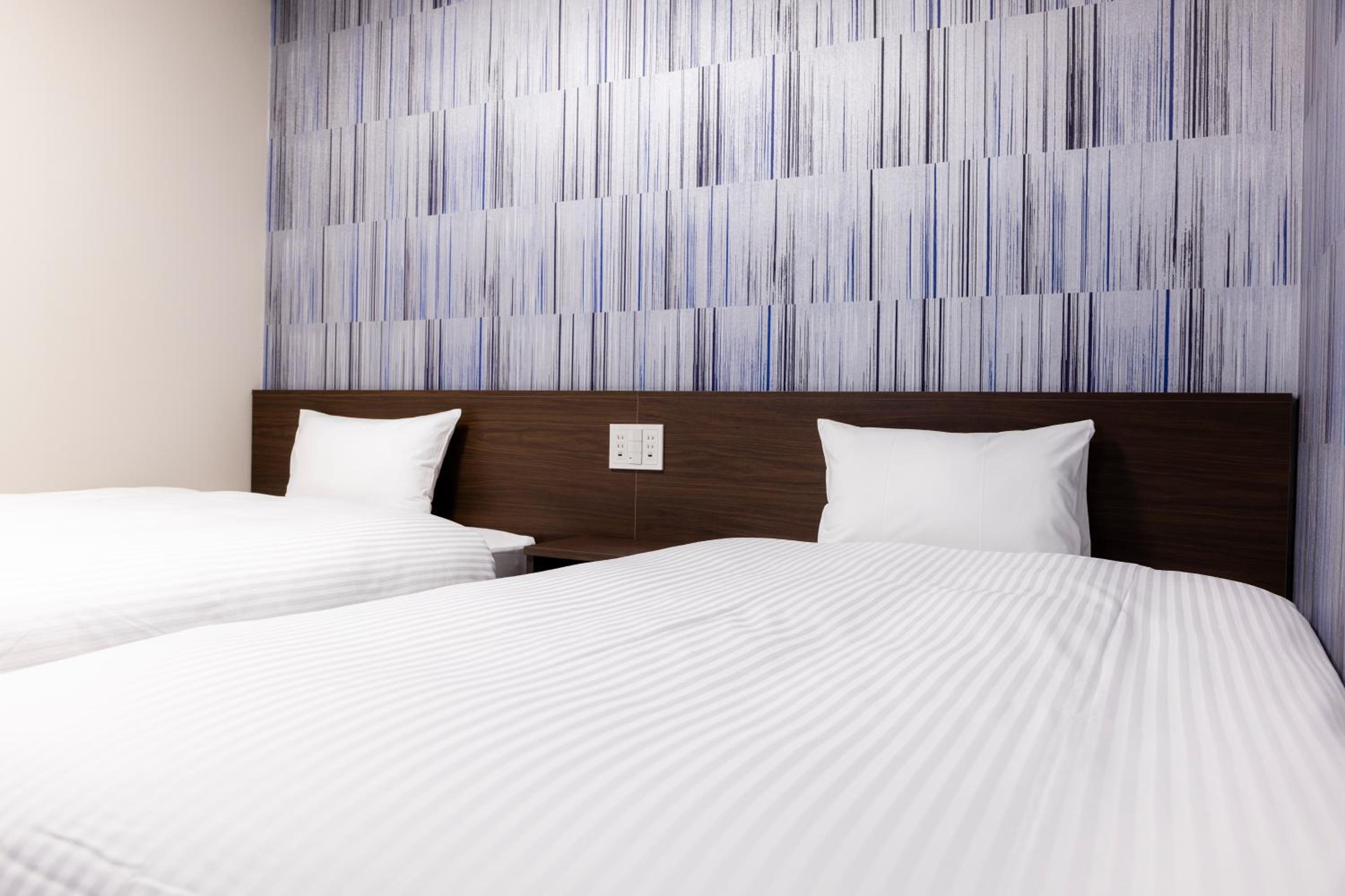 Standard Twin Room - Non-Smoking - Photo 1