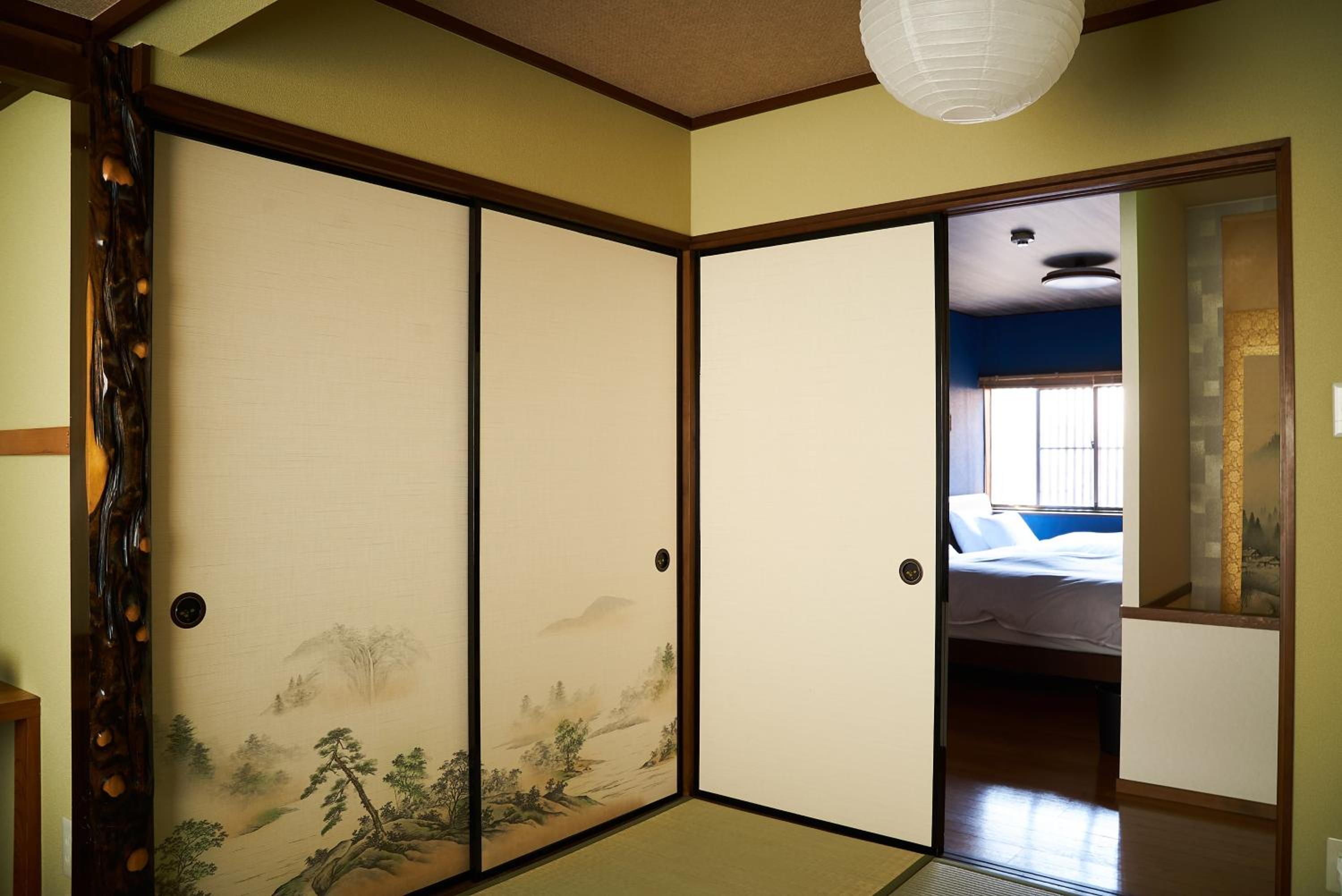 Two-Bedroom with Tea Ceremony Room photo 1