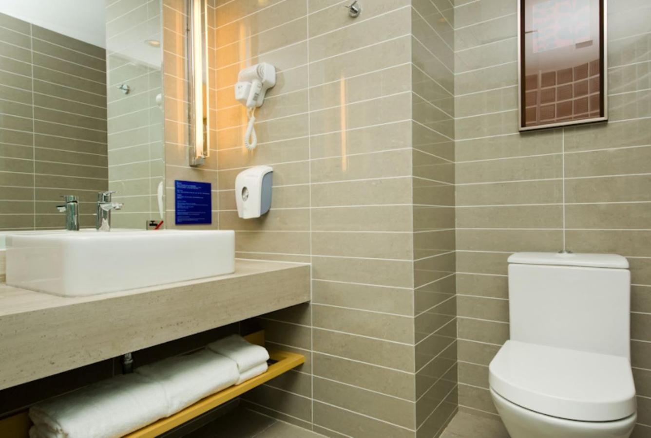 Standard Room - Photo 2