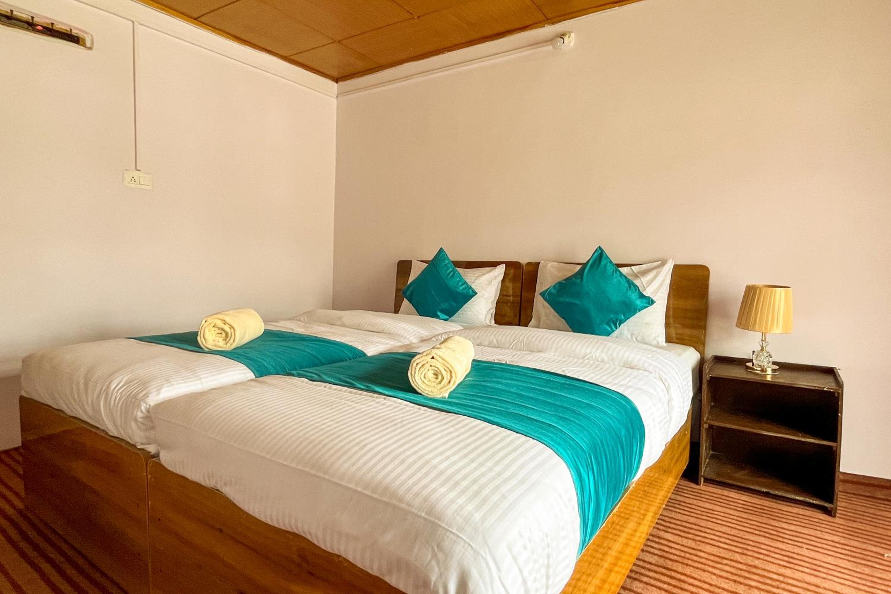 Double or Twin Room with Private External Bathroom photo 1