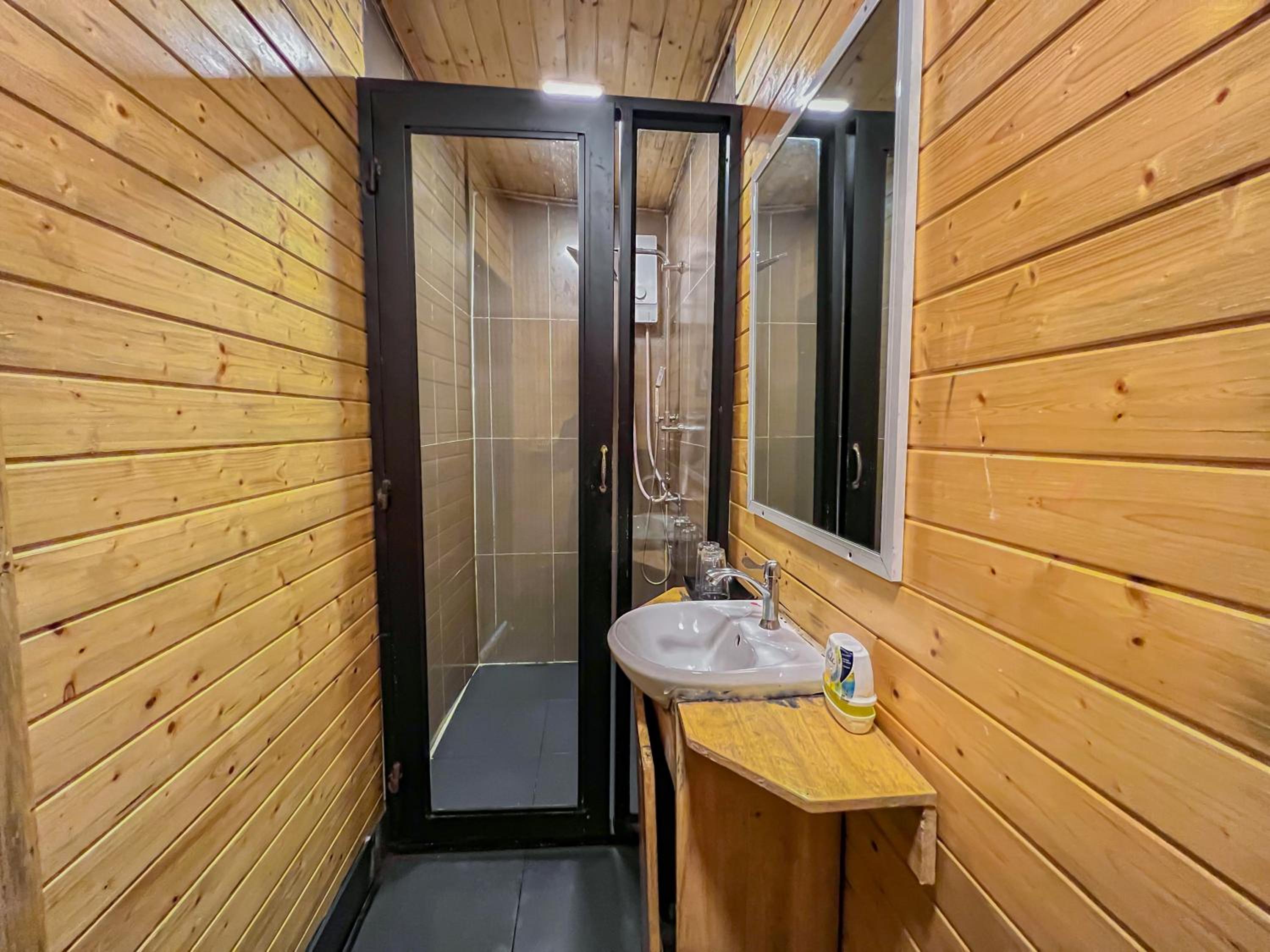 Garden View Double Room - Free Town Pick Up - Photo 5