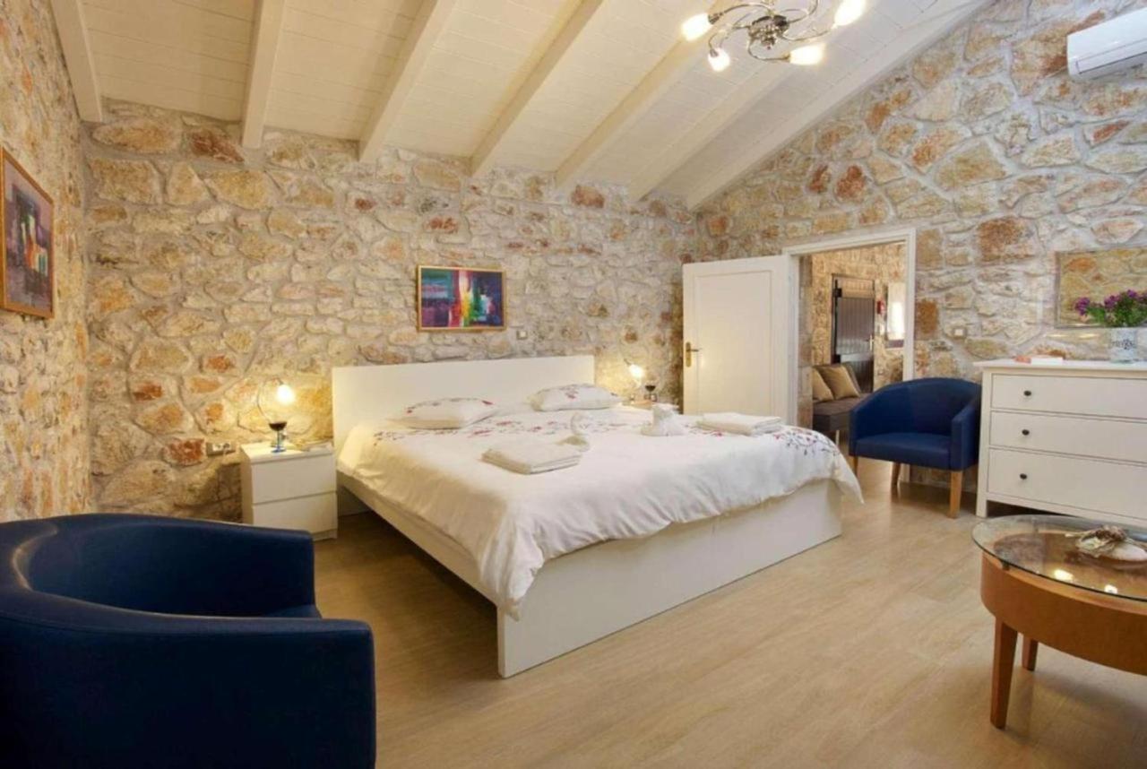 One-Bedroom Villa photo 2