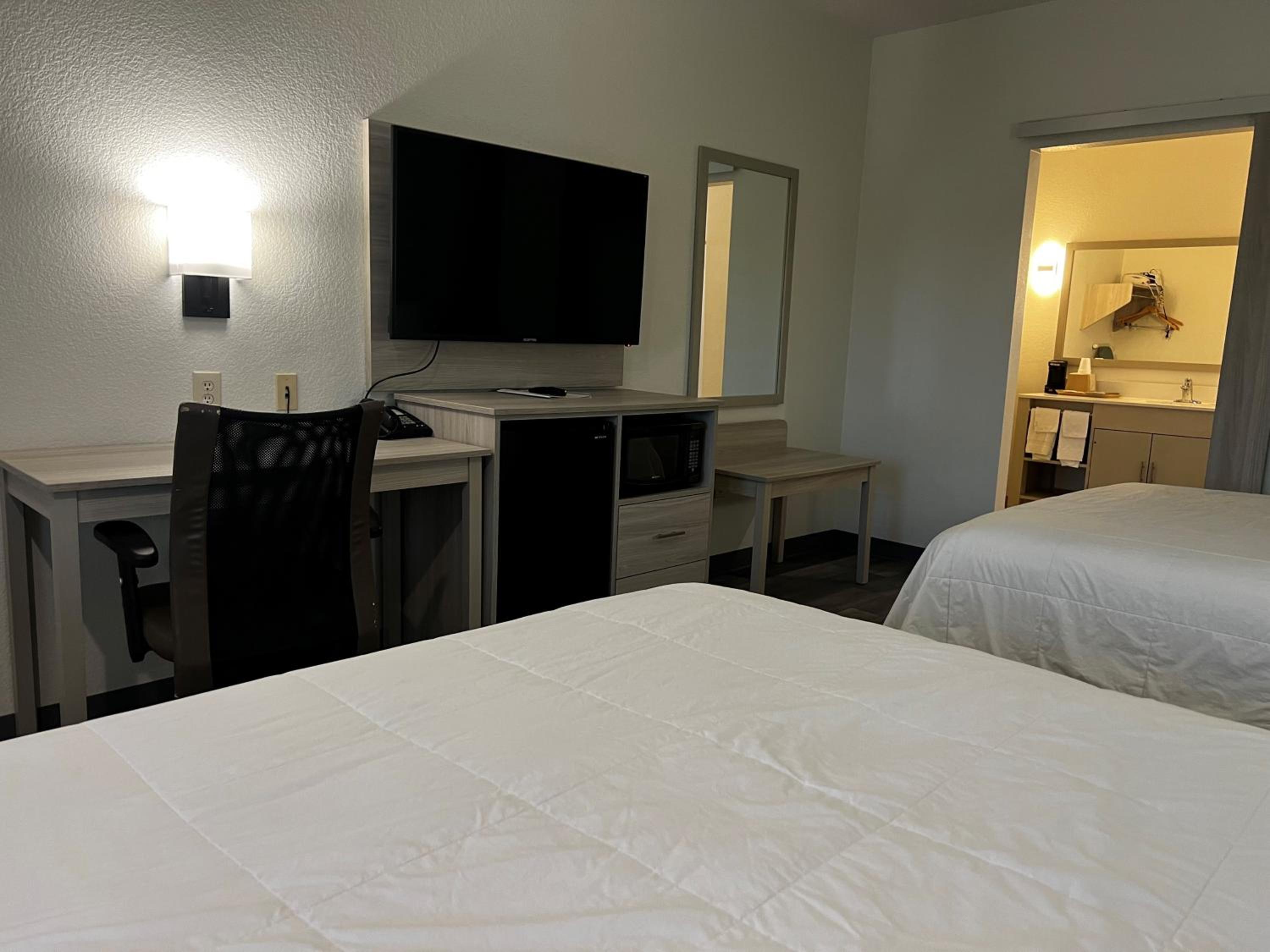 Double Room with Two Double Beds - Non-Smoking - Photo 1