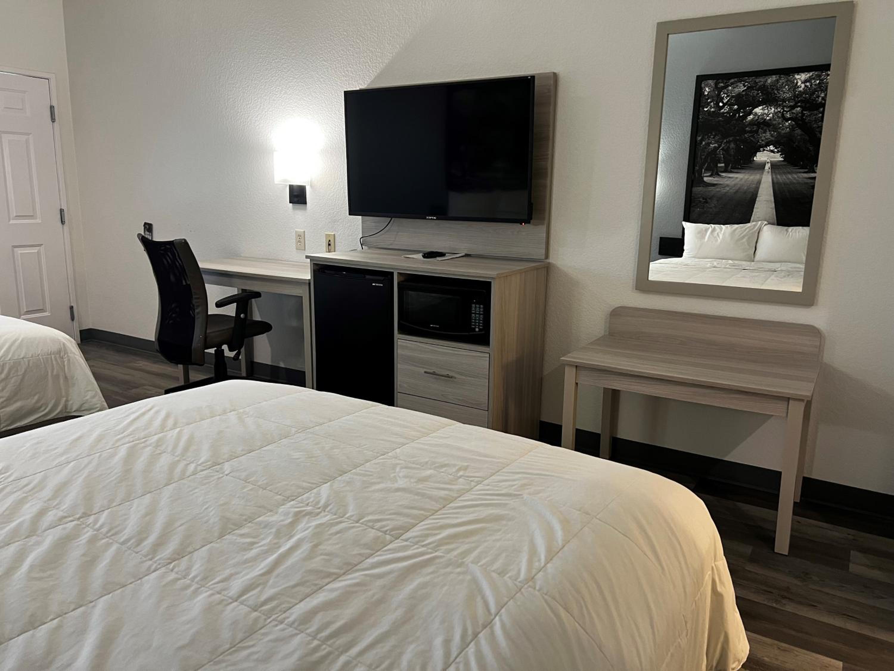 Double Room with Two Double Beds - Non-Smoking - Photo 8